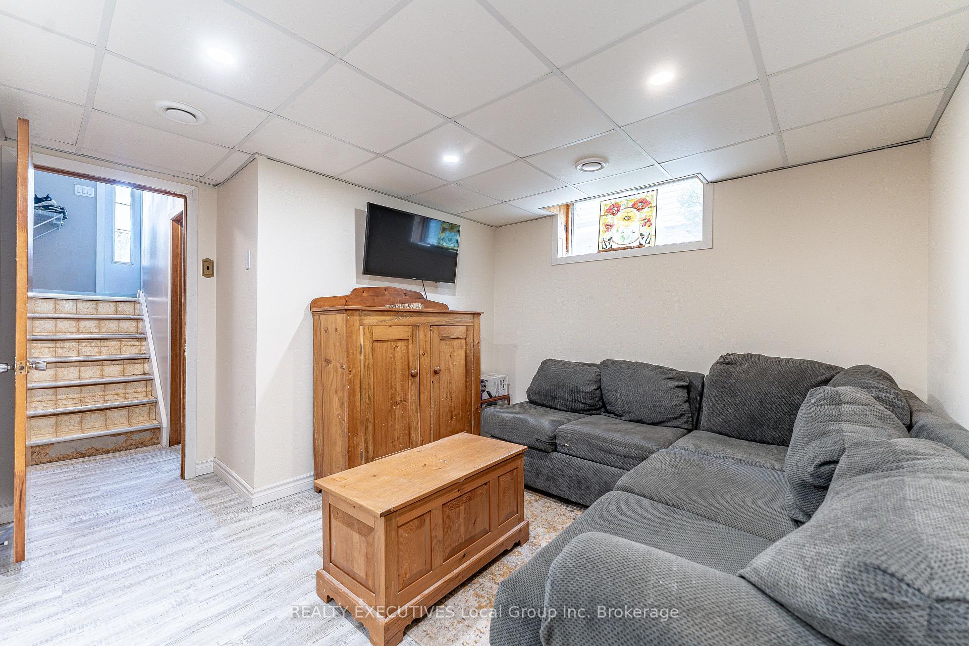 Photo 32 of 25 Sovereign Drive, North Bay, Birchaven — HOMEH