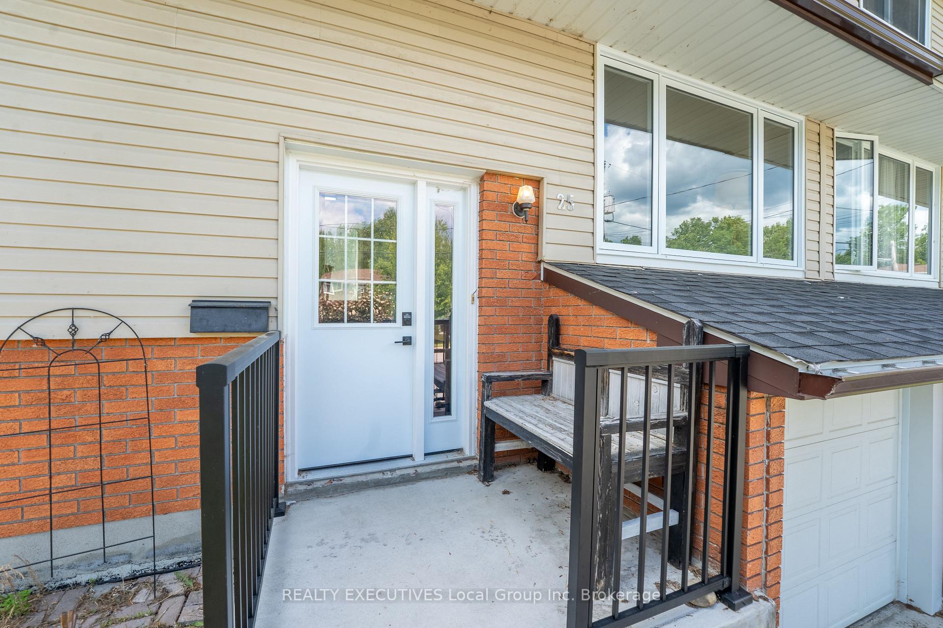 Photo 36 of 25 Sovereign Drive, North Bay, Birchaven — HOMEH