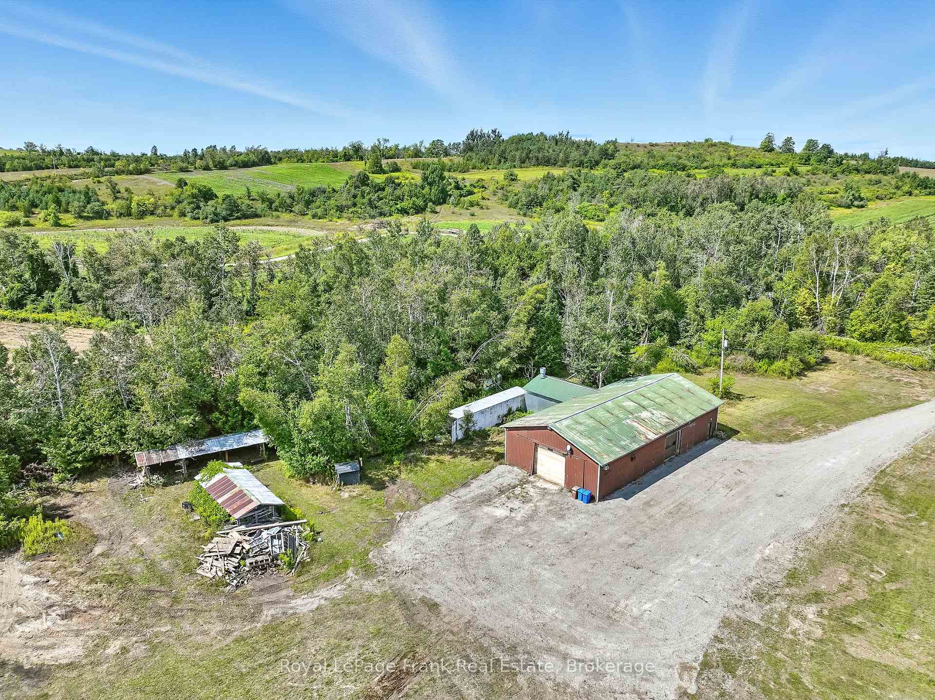 Photo 12 of 274 Highway 35, Kawartha Lakes, Manvers — HOMEH