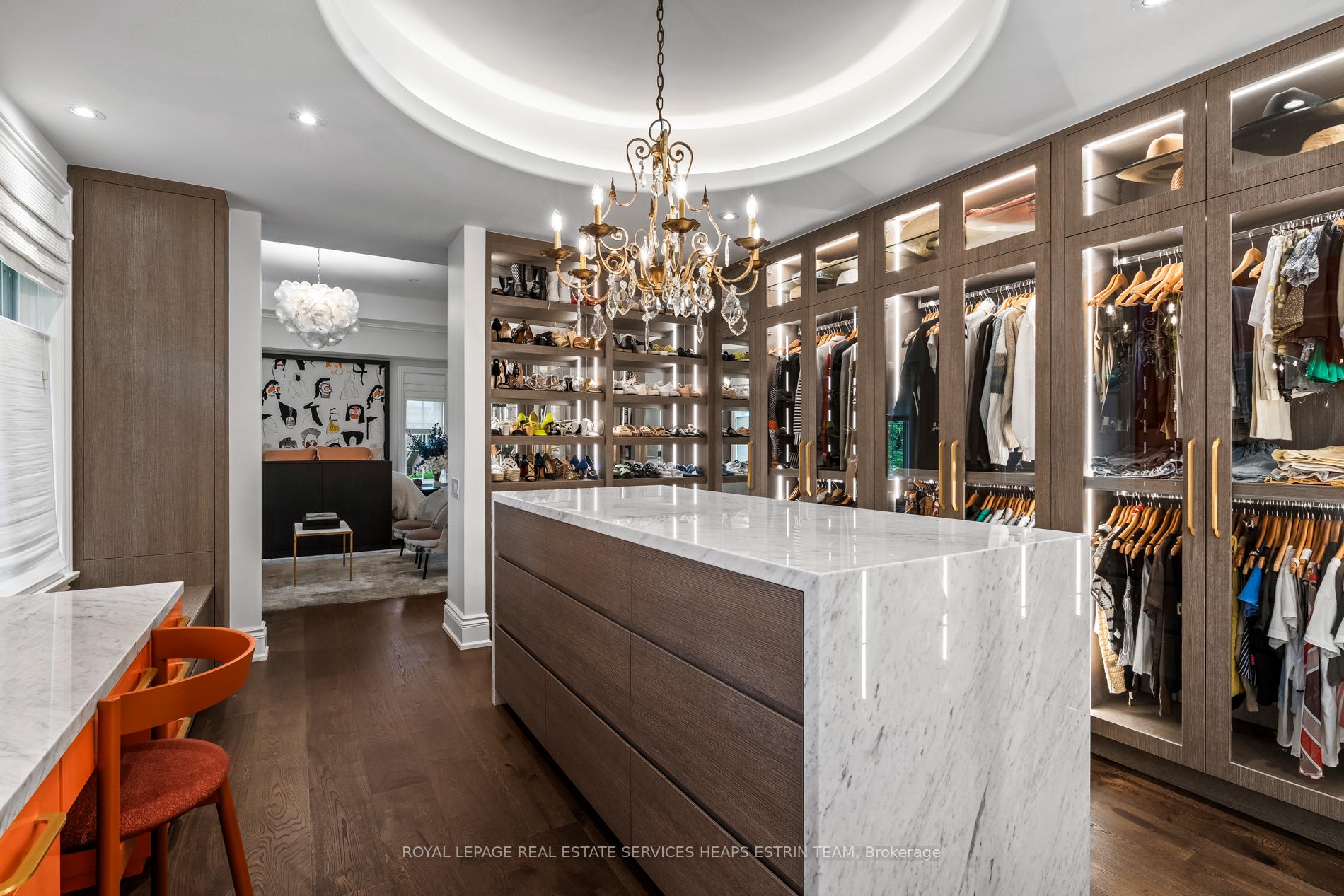 Photo 24 of 25 North Drive, Etobicoke, Edenbridge-Humber Valley — HOMEH