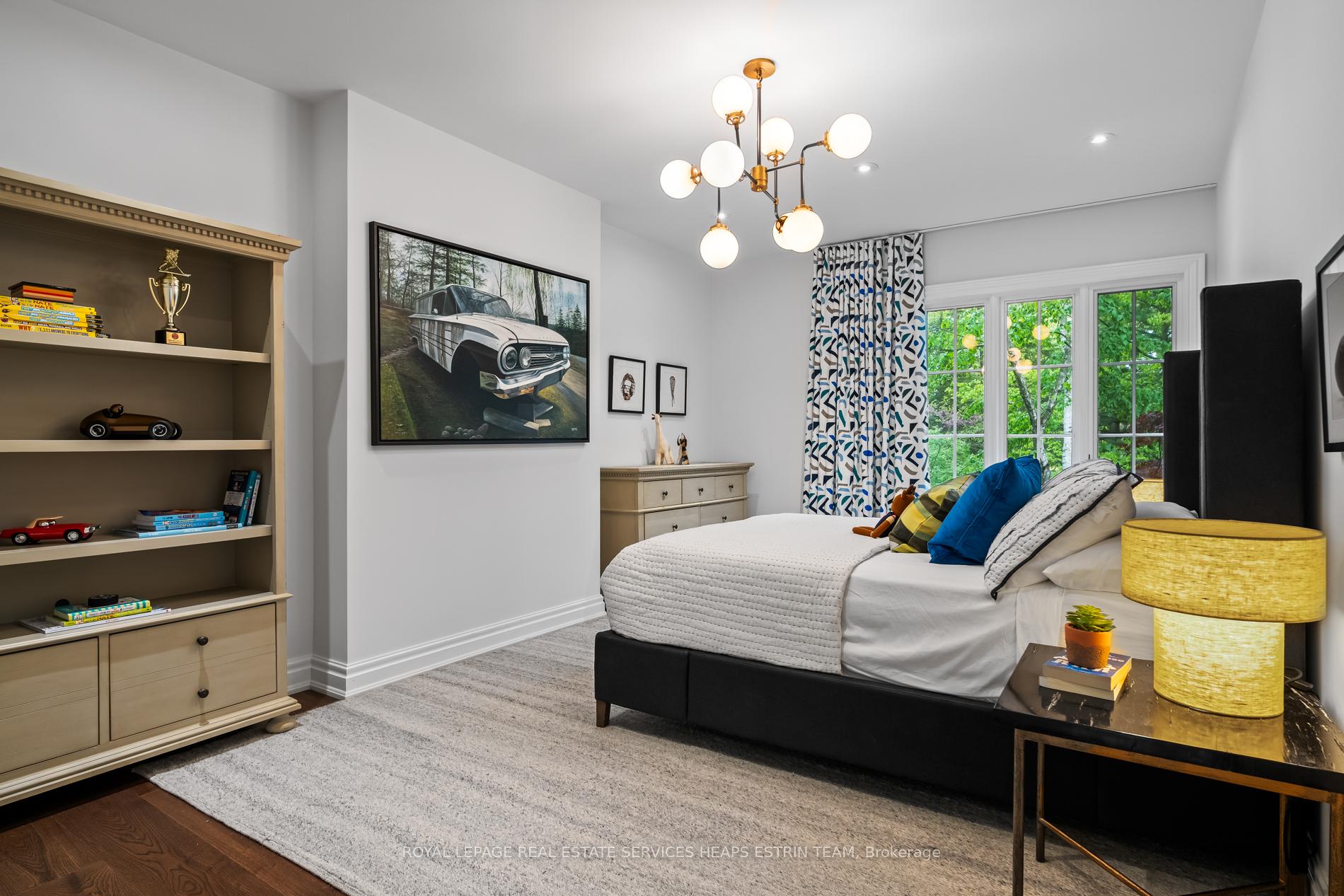 Photo 30 of 25 North Drive, Etobicoke, Edenbridge-Humber Valley — HOMEH