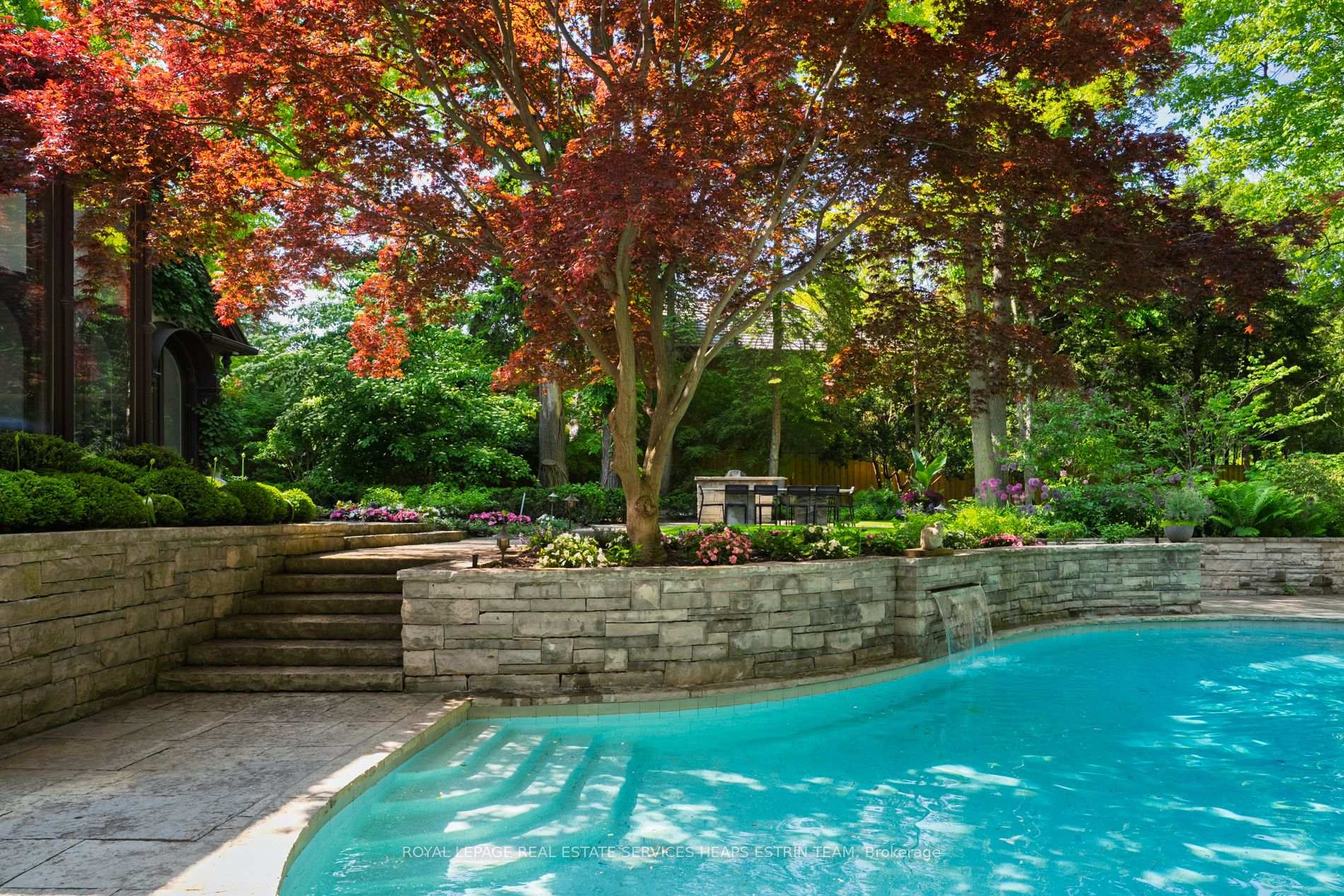 Photo 41 of 25 North Drive, Etobicoke, Edenbridge-Humber Valley — HOMEH
