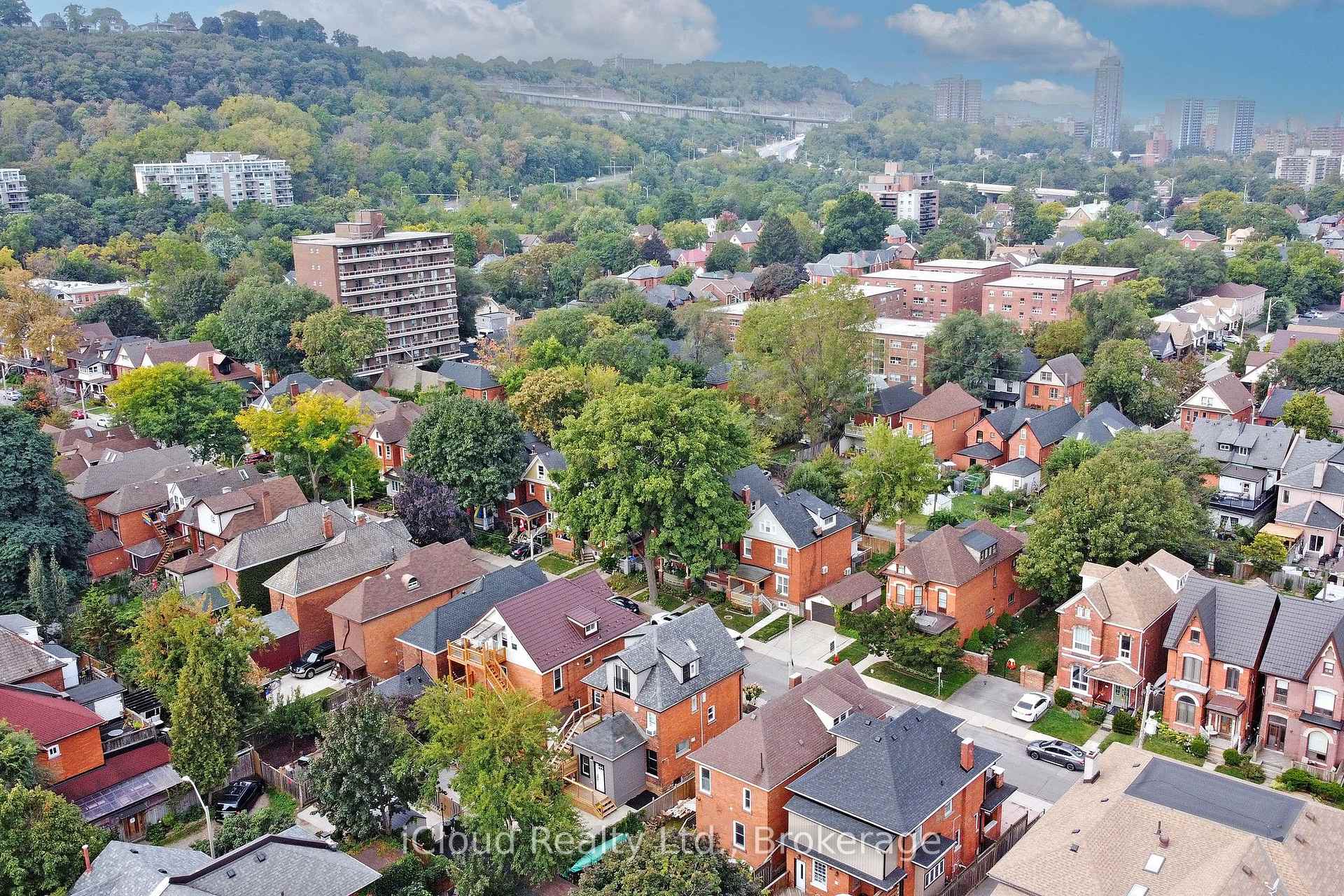 Photo 2 of 75 Ontario Avenue, Hamilton, Stinson — HOMEH