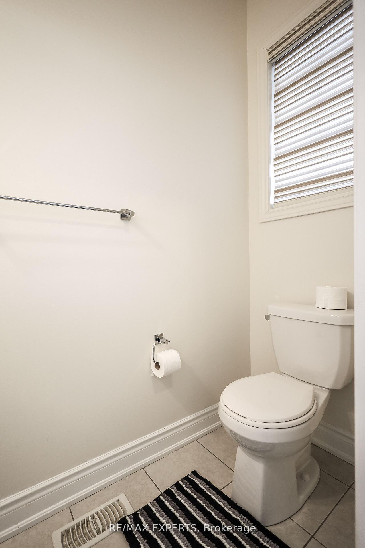 Photo 32 of 27 Hogan Manor Drive, Brampton, Northwest Brampton — HOMEH