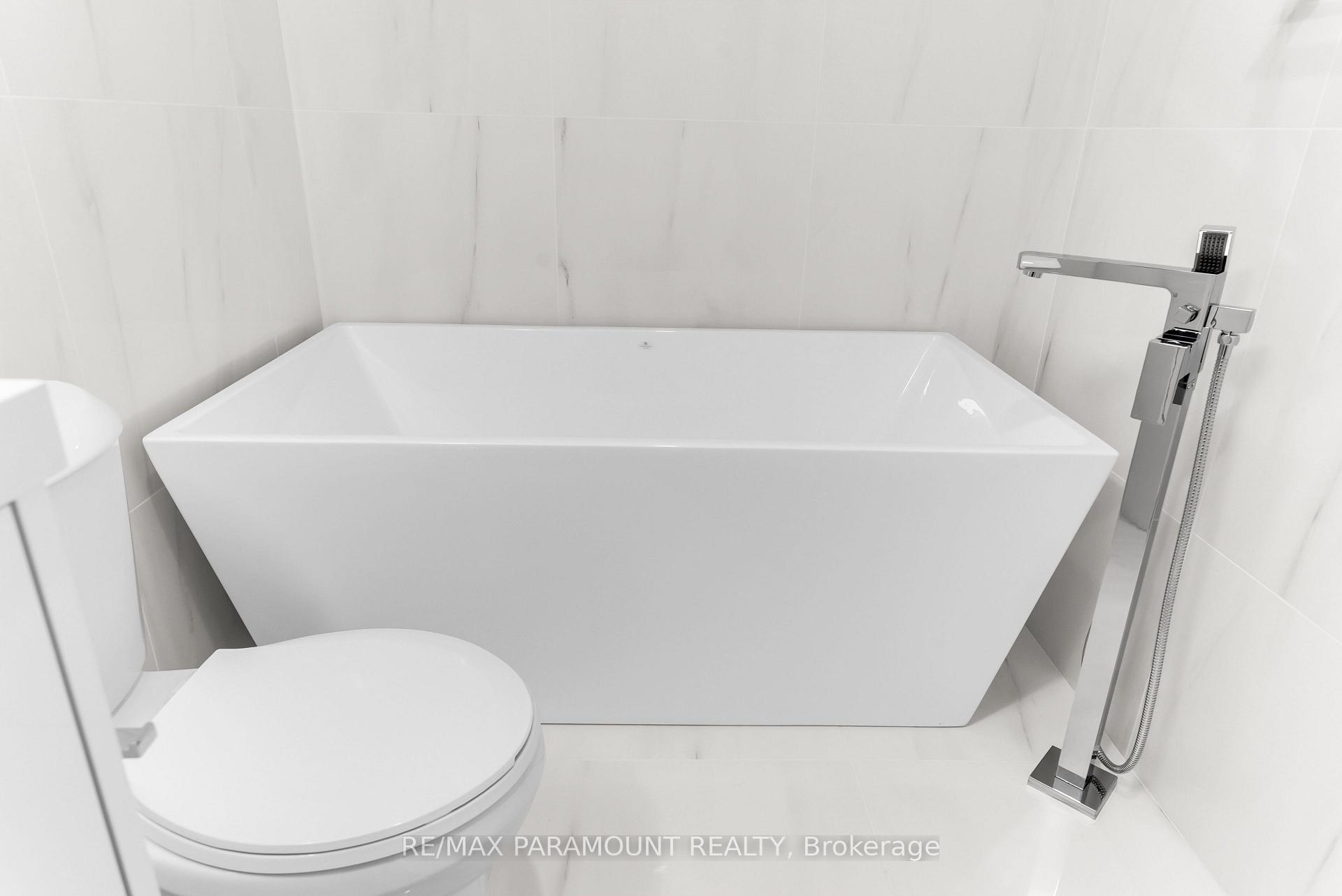 Photo 26 of Unit PH01, 284 King Street E, Toronto, Moss Park — HOMEH