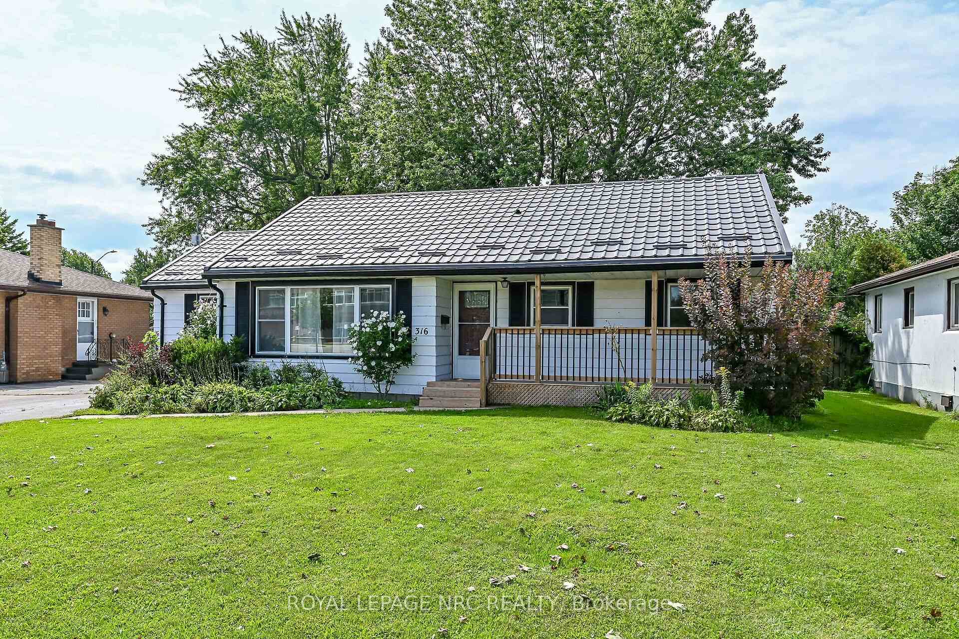 Photo 2 of 316 Fairview Avenue W, Haldimand, Dunnville — HOMEH