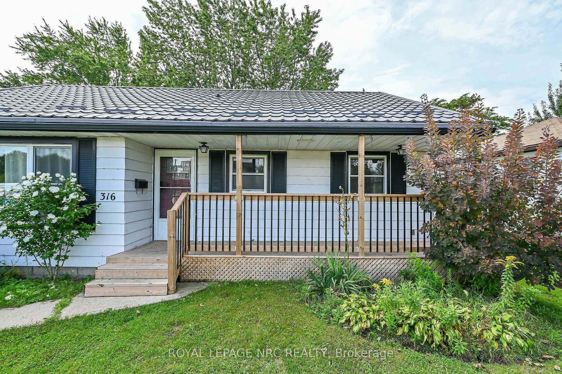 Photo 3 of 316 Fairview Avenue W, Haldimand, Dunnville — HOMEH