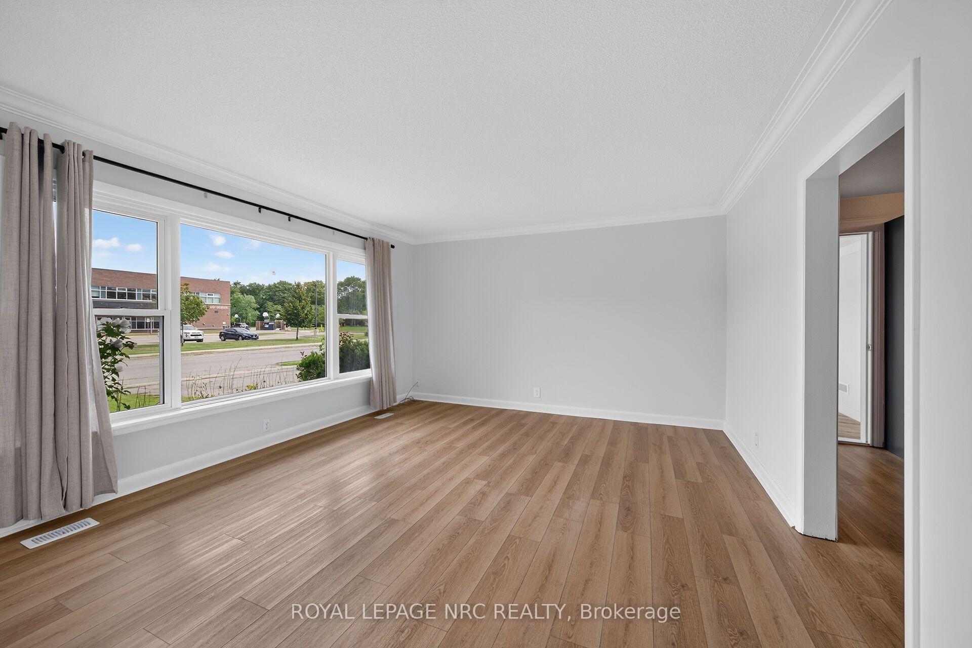 Photo 7 of 316 Fairview Avenue W, Haldimand, Dunnville — HOMEH