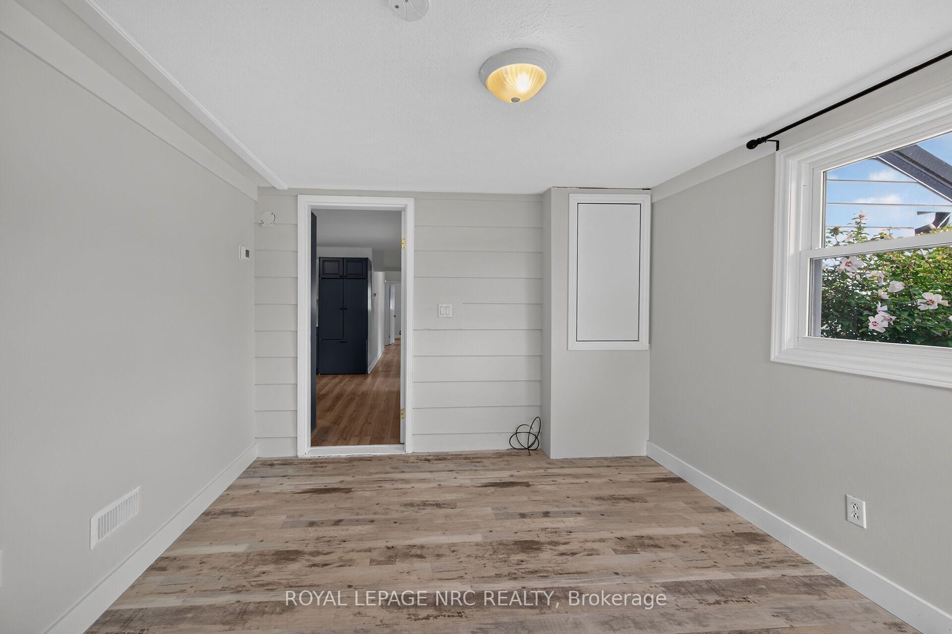 Photo 19 of 316 Fairview Avenue W, Haldimand, Dunnville — HOMEH