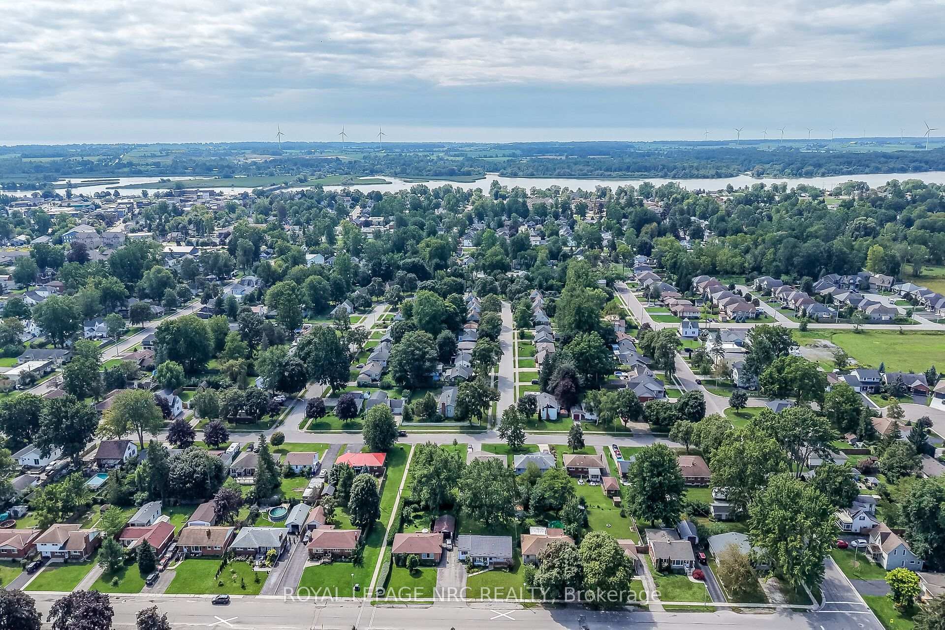 Photo 43 of 316 Fairview Avenue W, Haldimand, Dunnville — HOMEH