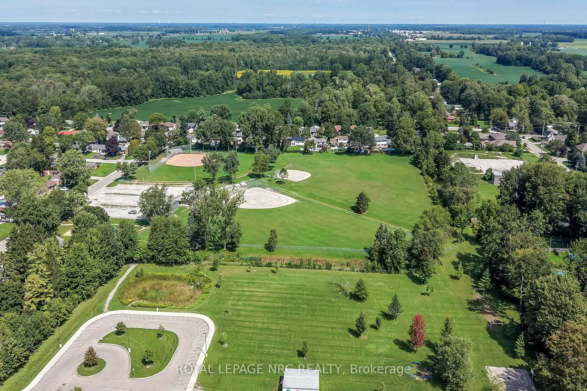 Photo 46 of 316 Fairview Avenue W, Haldimand, Dunnville — HOMEH