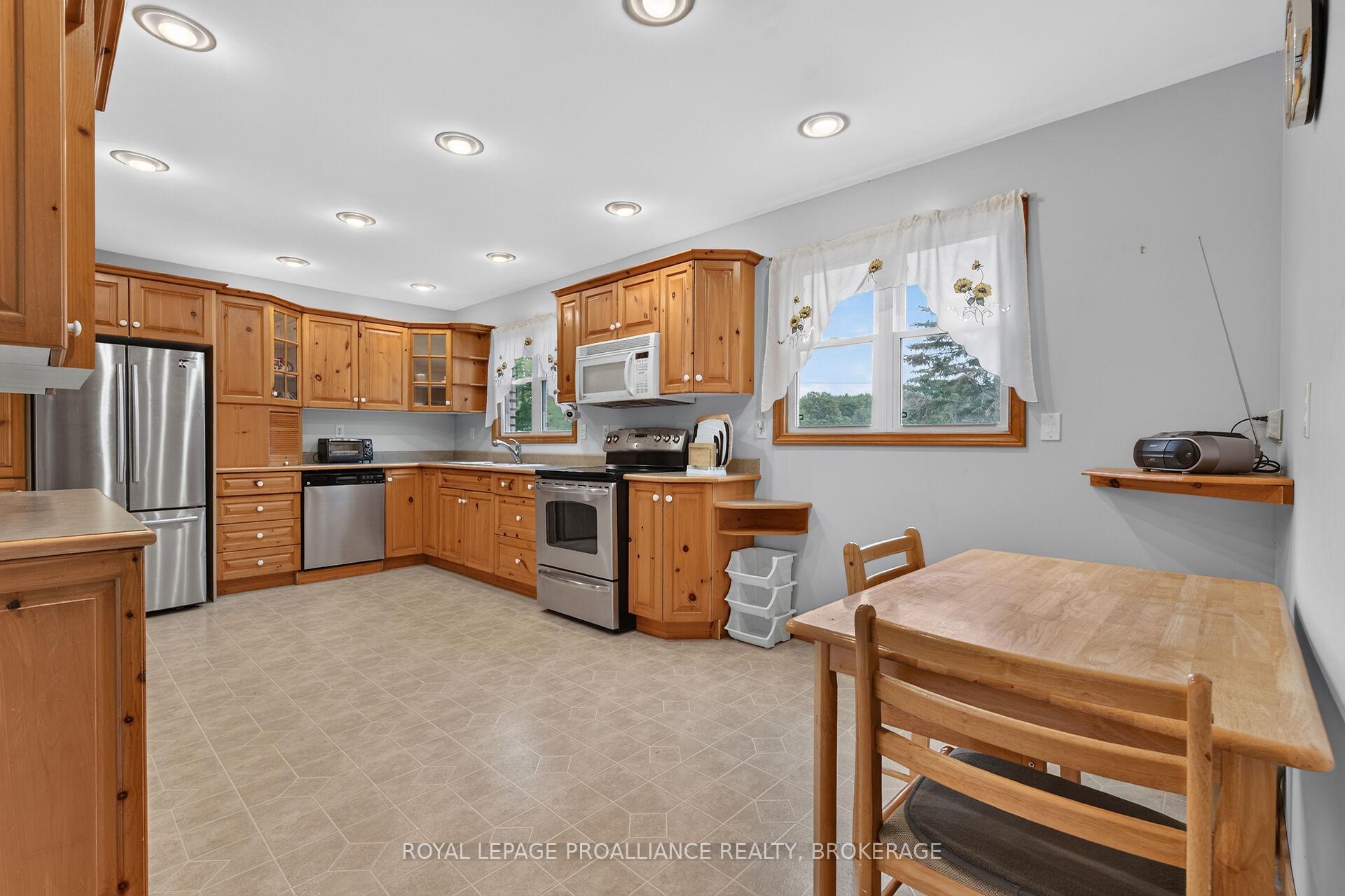 Photo 9 of 1246 Townline Road, Greater Napanee, Greater Napanee — HOMEH
