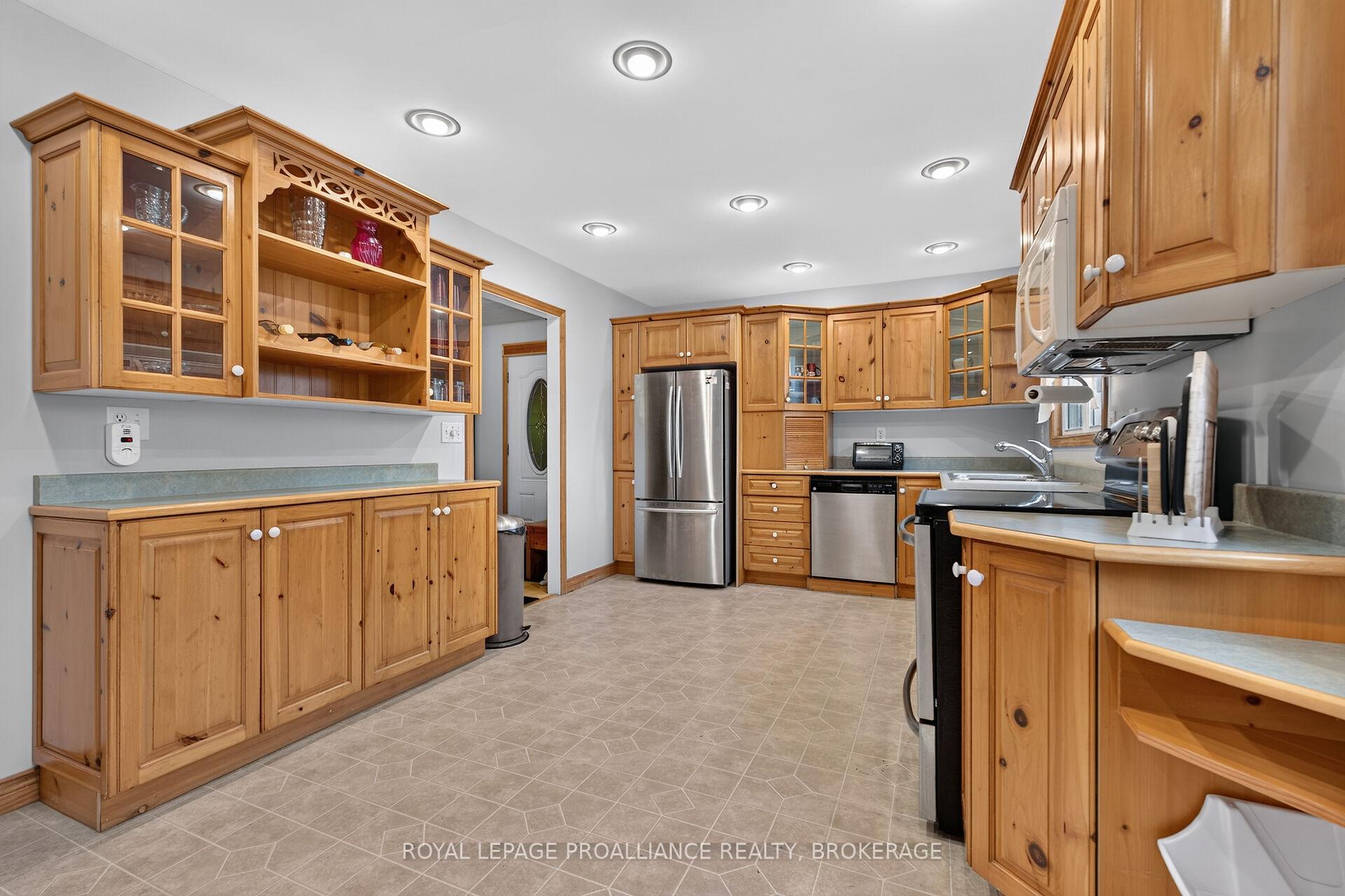 Photo 13 of 1246 Townline Road, Greater Napanee, Greater Napanee — HOMEH