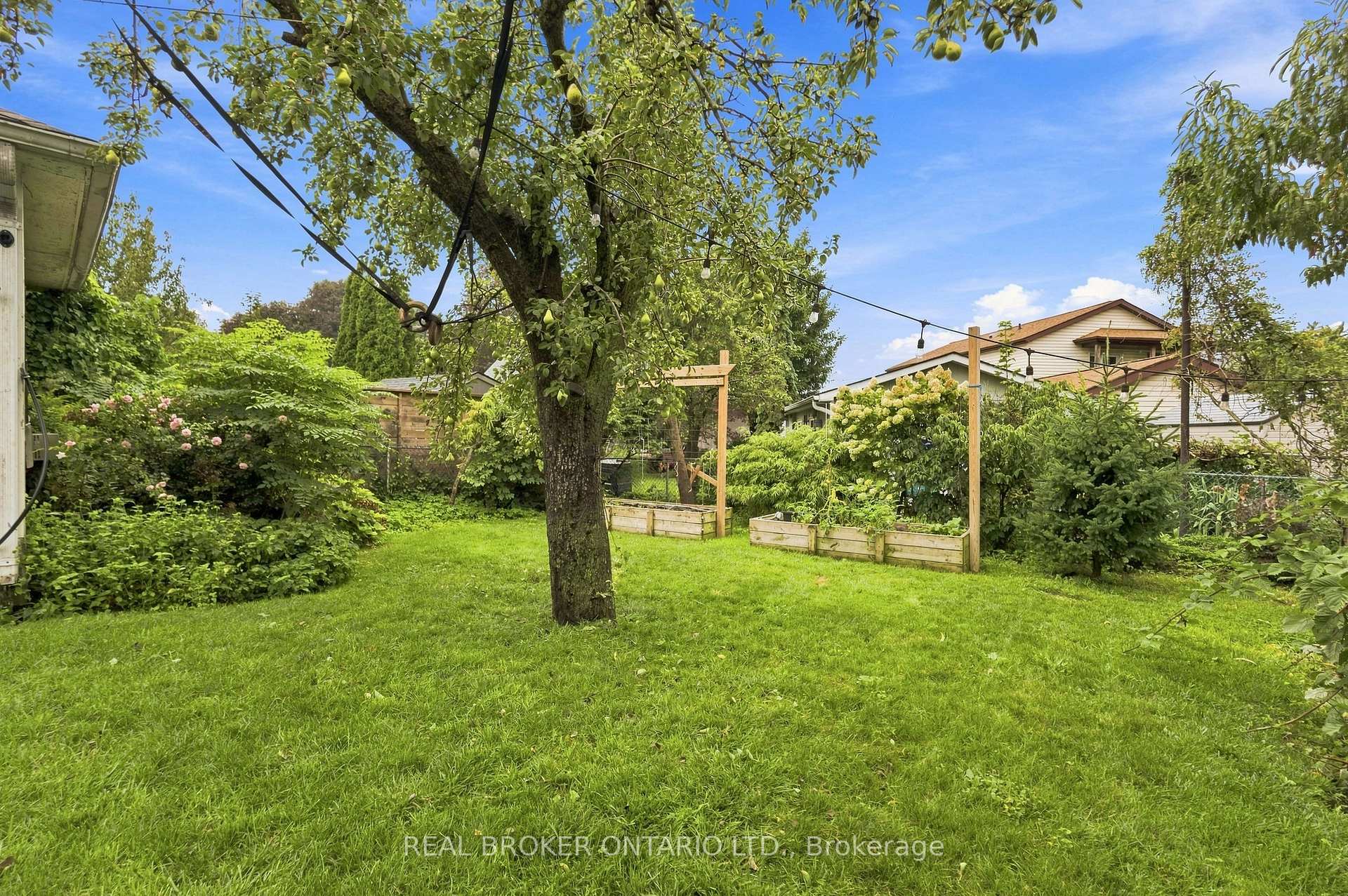 Photo 36 of 78 Squires Avenue, Toronto, O'Connor-Parkview — HOMEH