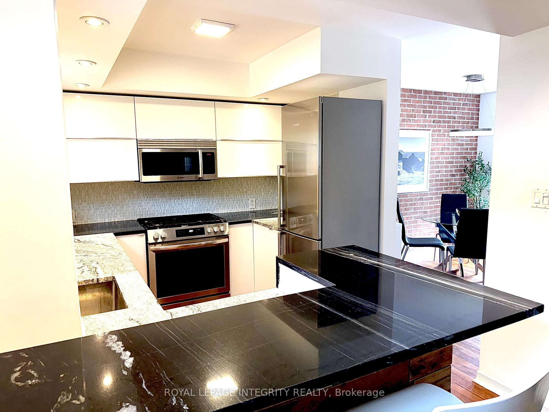 Photo 12 of 9 Holmwood Avenue, Ottawa, Glebe — HOMEH