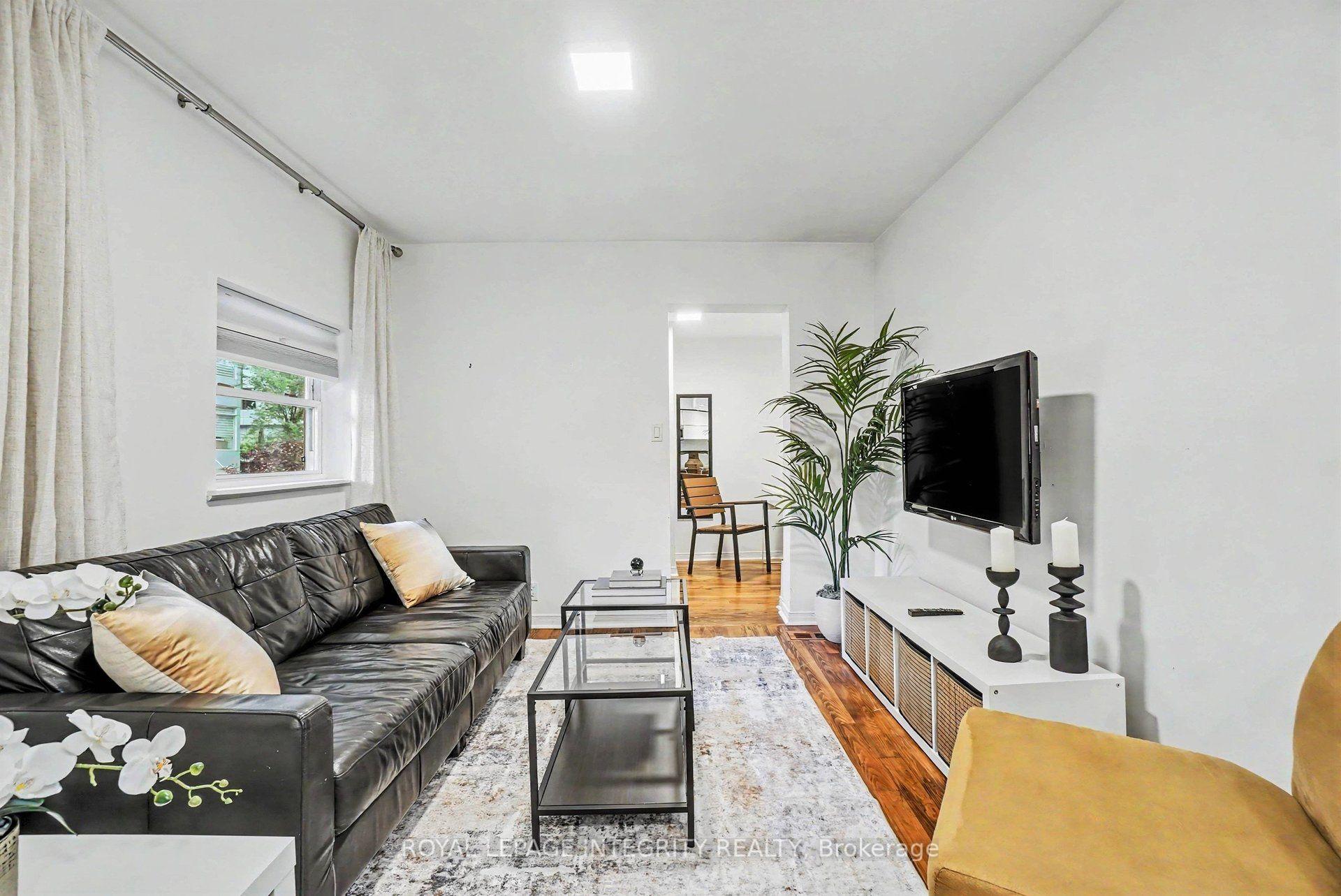 Photo 17 of 9 Holmwood Avenue, Ottawa, Glebe — HOMEH