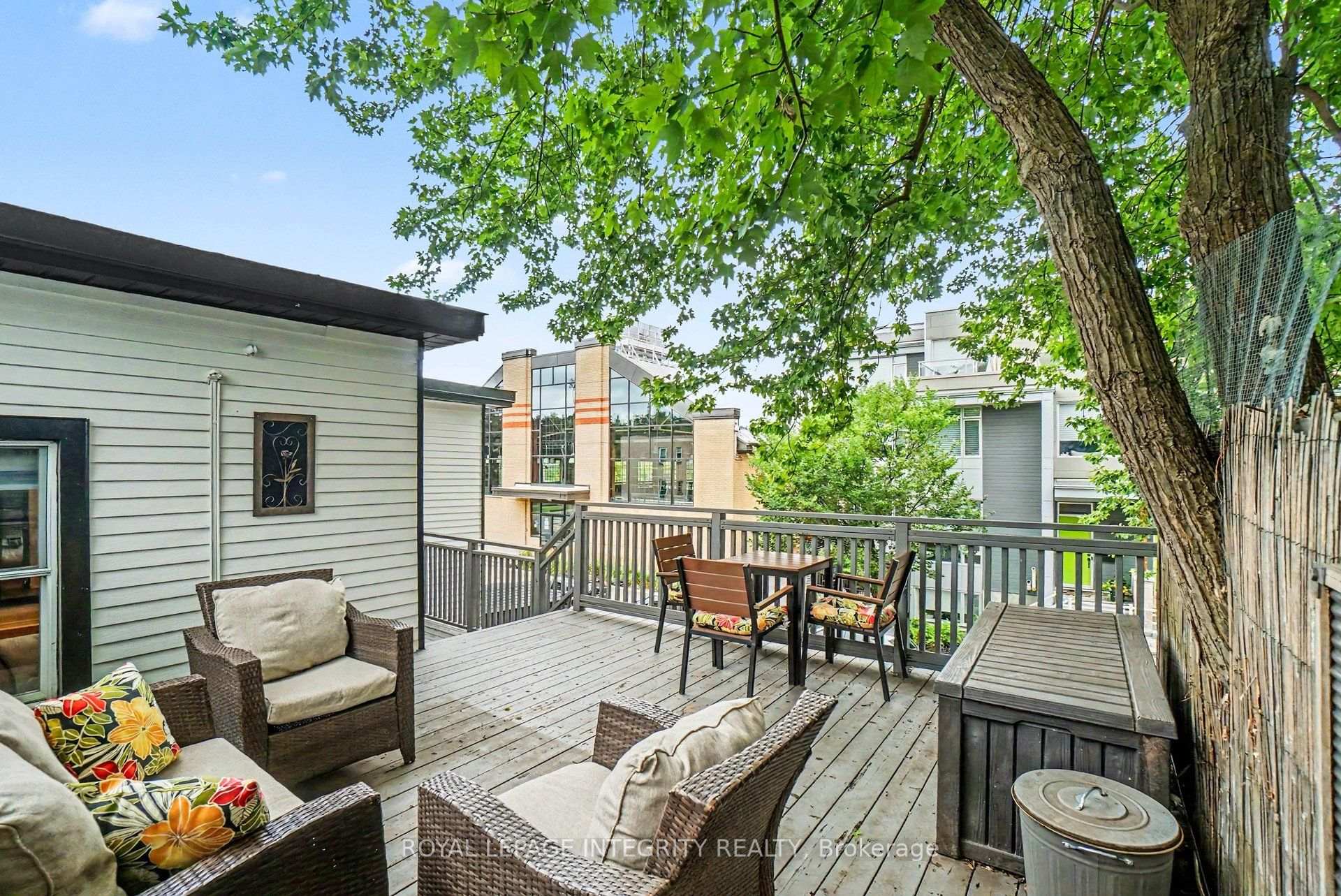 Photo 31 of 9 Holmwood Avenue, Ottawa, Glebe — HOMEH