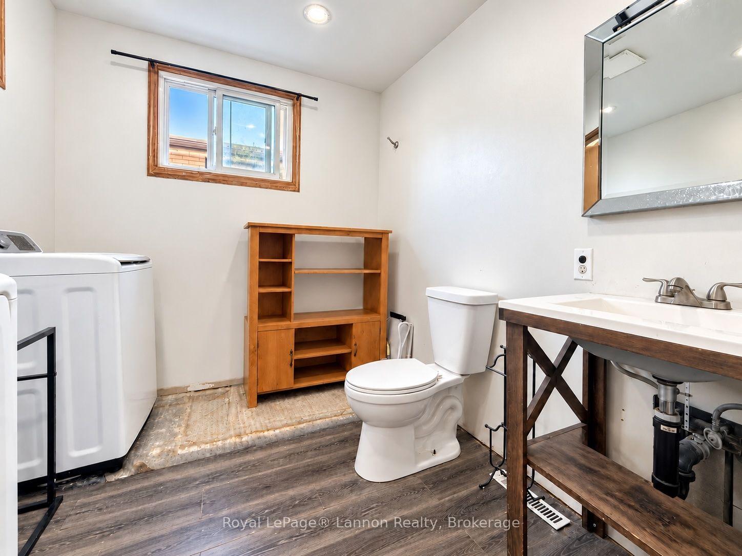 Photo 16 of 498 Grenville Avenue, Thunder Bay, Current River — HOMEH