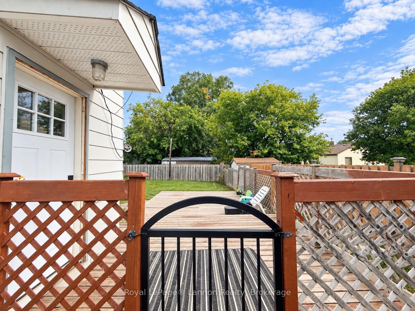 Photo 33 of 498 Grenville Avenue, Thunder Bay, Current River — HOMEH