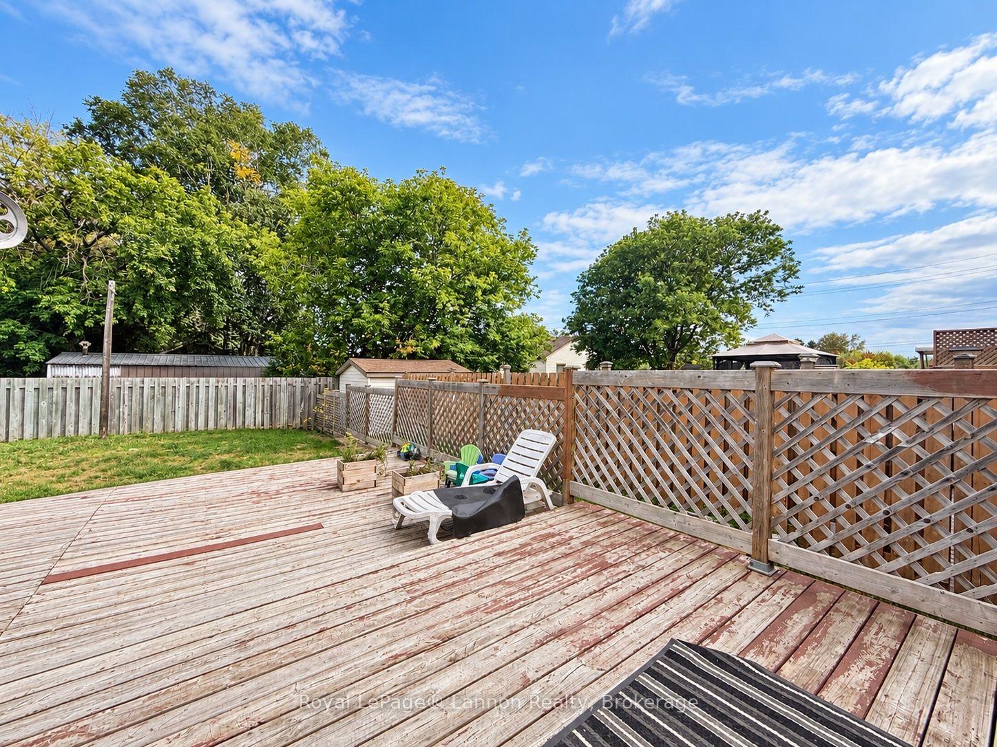 Photo 35 of 498 Grenville Avenue, Thunder Bay, Current River — HOMEH