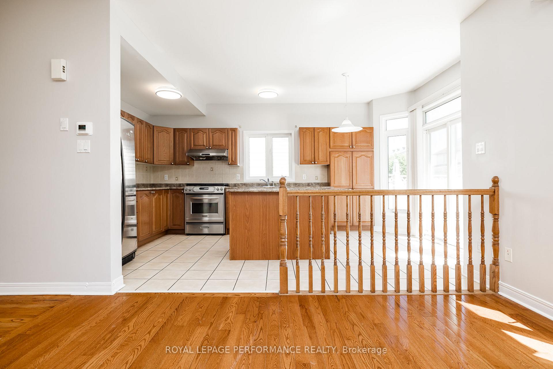 Photo 13 of 127 Finn Court, Ottawa, Ridgemont — HOMEH