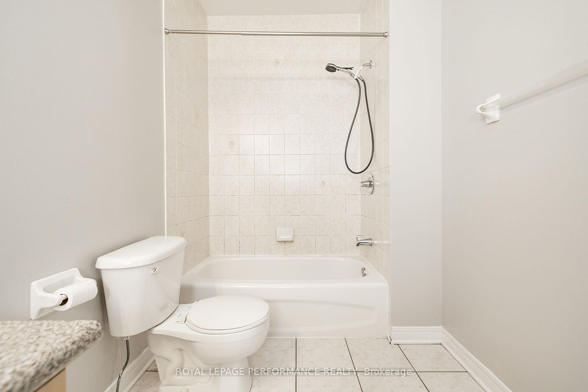 Photo 21 of 127 Finn Court, Ottawa, Ridgemont — HOMEH