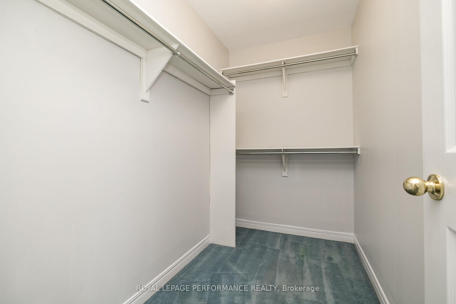 Photo 31 of 127 Finn Court, Ottawa, Ridgemont — HOMEH