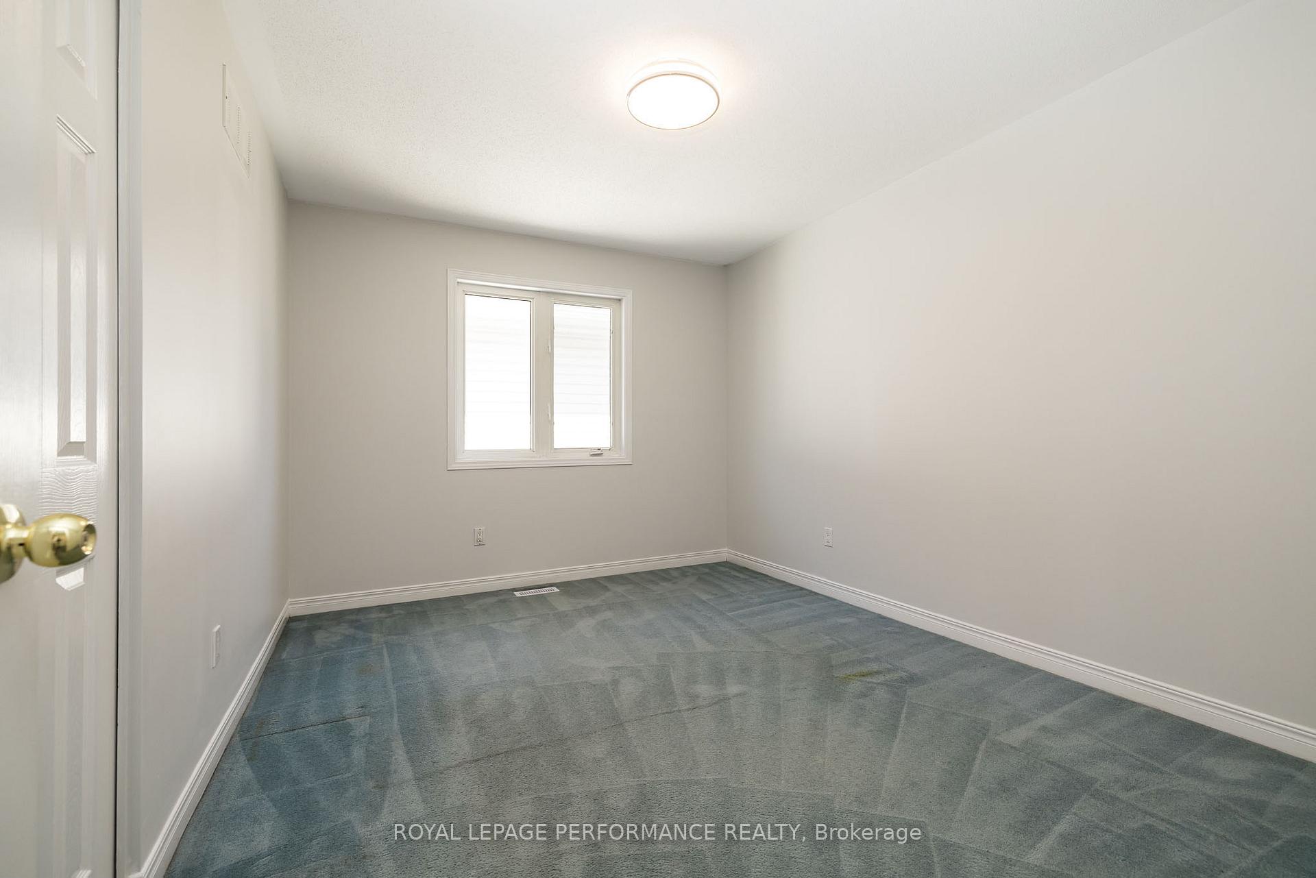 Photo 33 of 127 Finn Court, Ottawa, Ridgemont — HOMEH