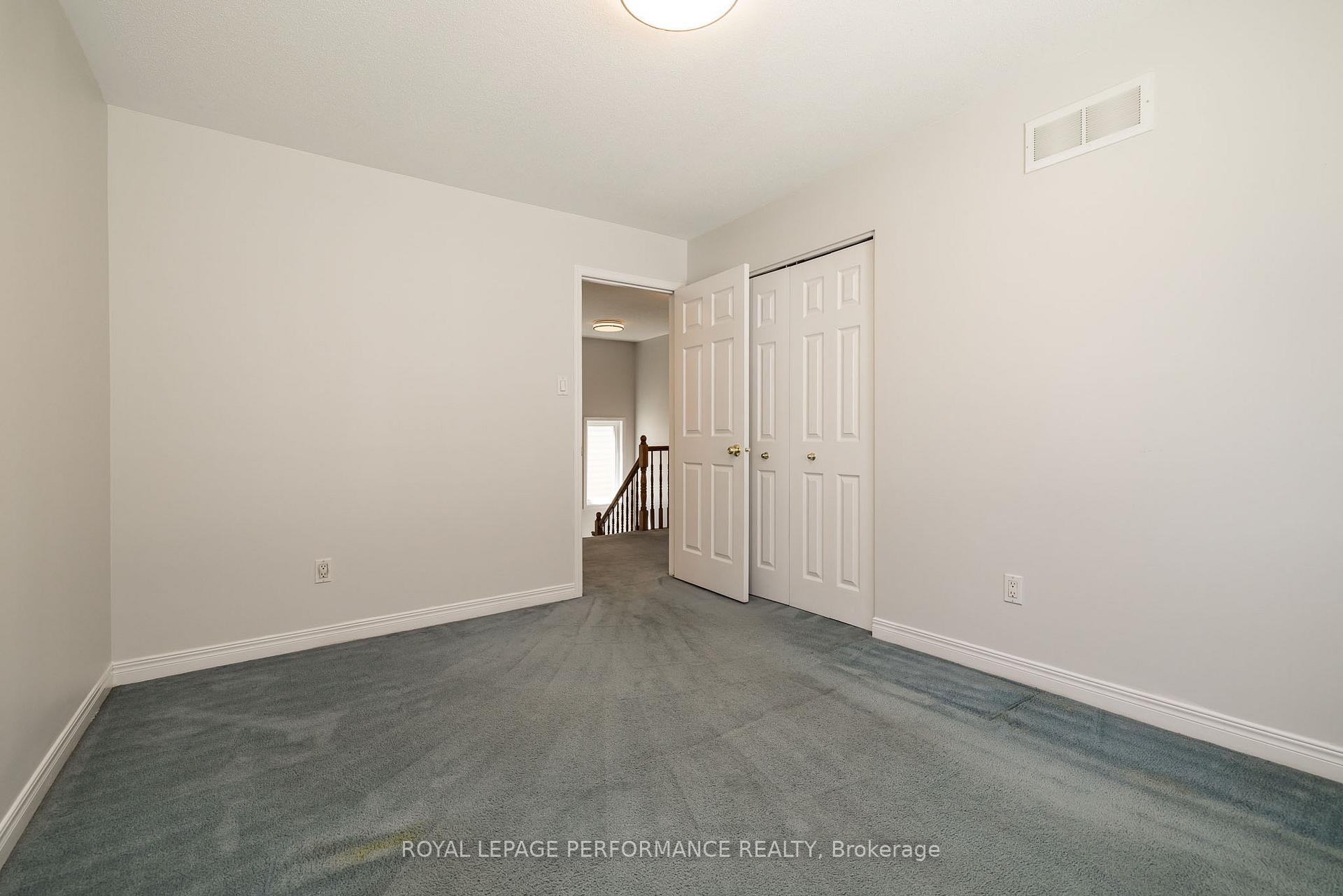 Photo 34 of 127 Finn Court, Ottawa, Ridgemont — HOMEH