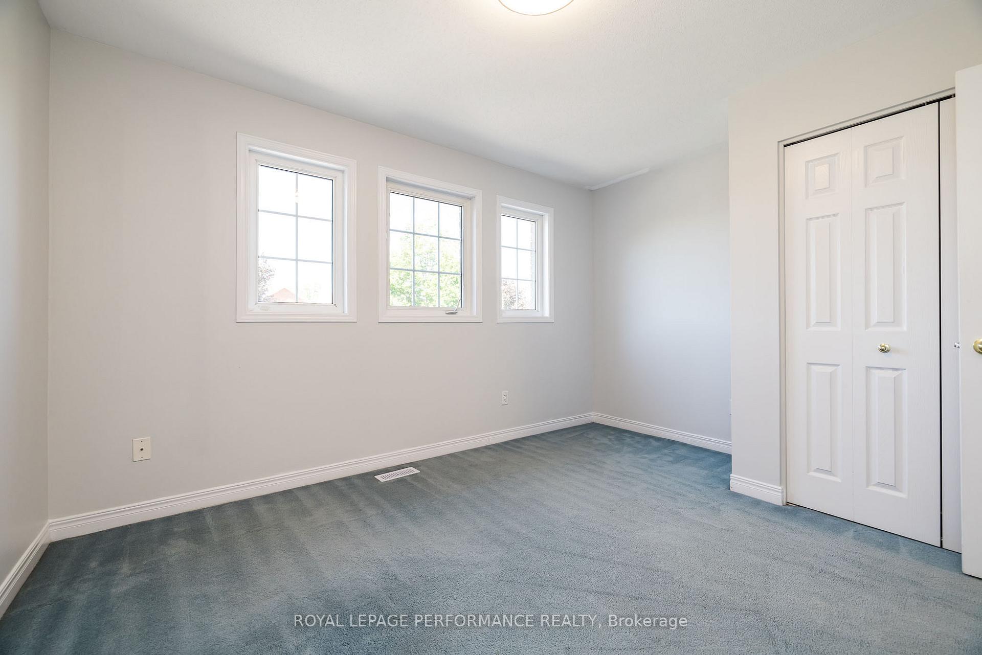 Photo 38 of 127 Finn Court, Ottawa, Ridgemont — HOMEH