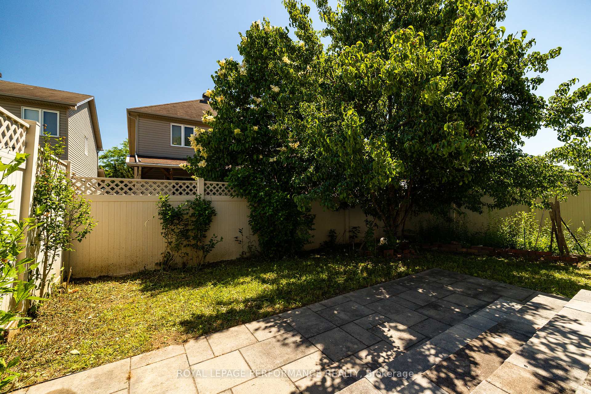 Photo 50 of 127 Finn Court, Ottawa, Ridgemont — HOMEH