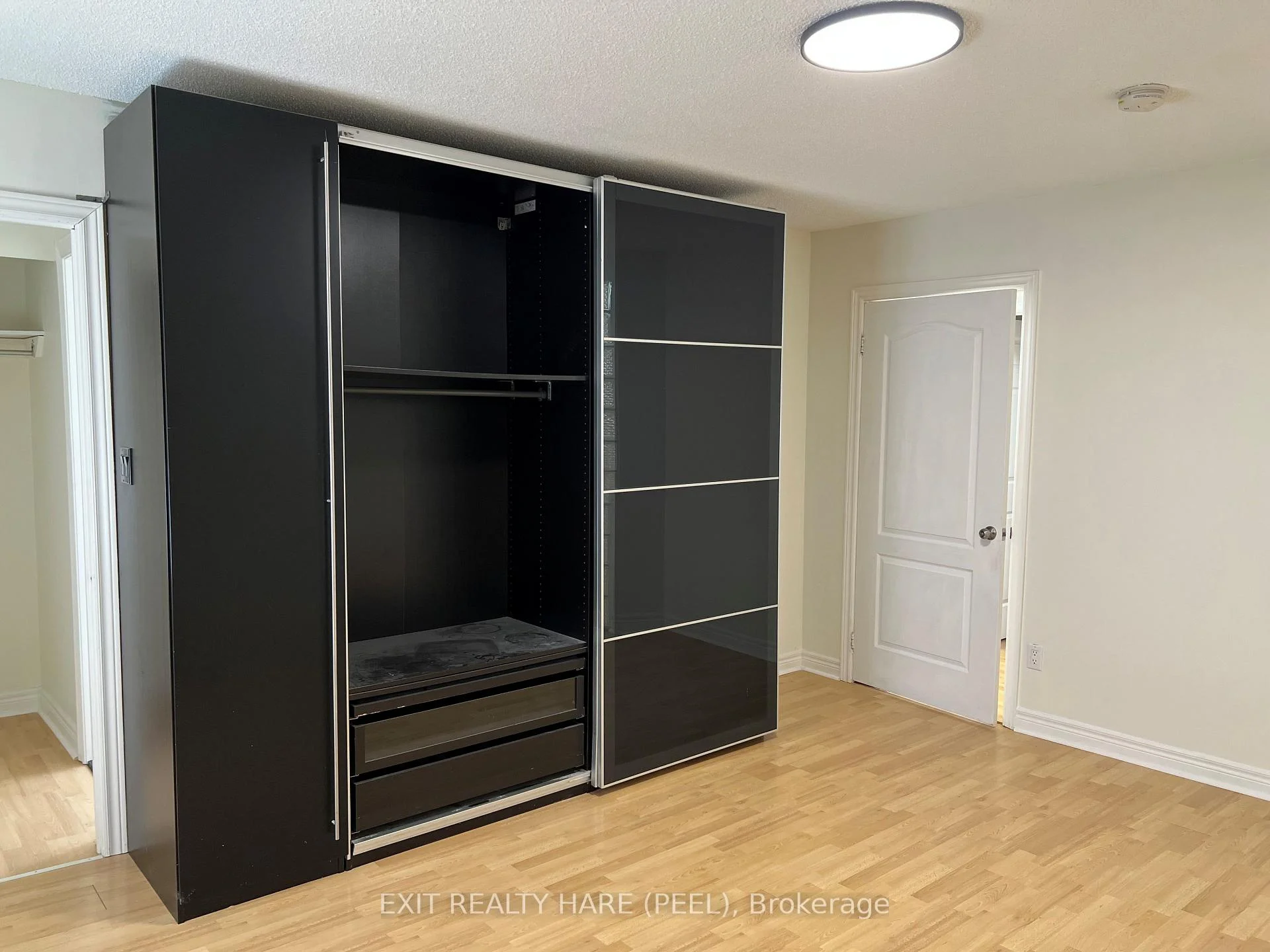 Photo 16 of 7698 Kipling Avenue, Vaughan, Vaughan Grove — HOMEH