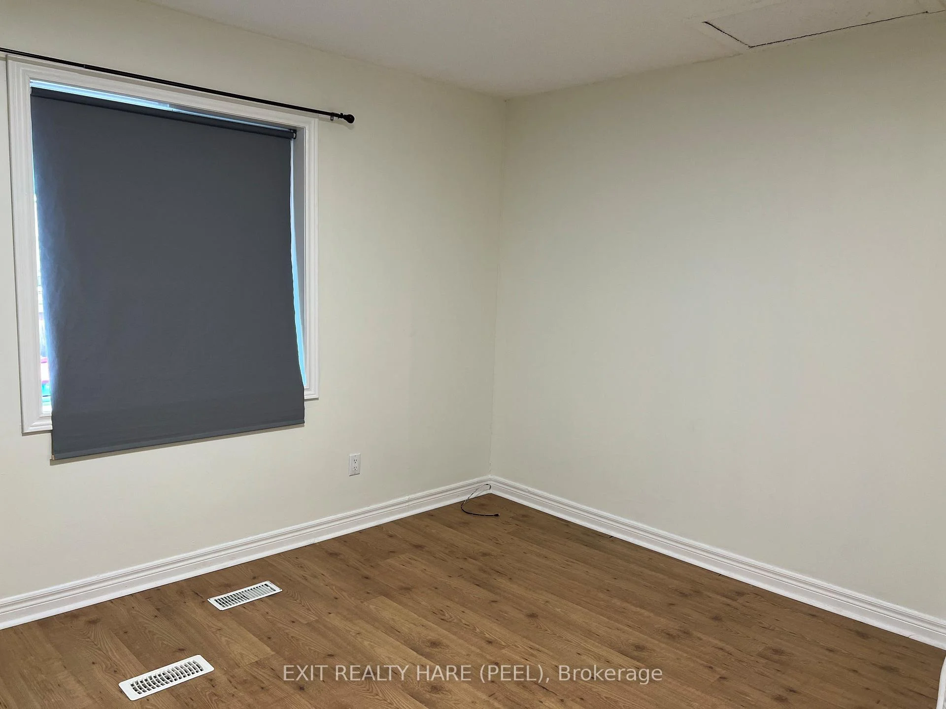 Photo 20 of 7698 Kipling Avenue, Vaughan, Vaughan Grove — HOMEH