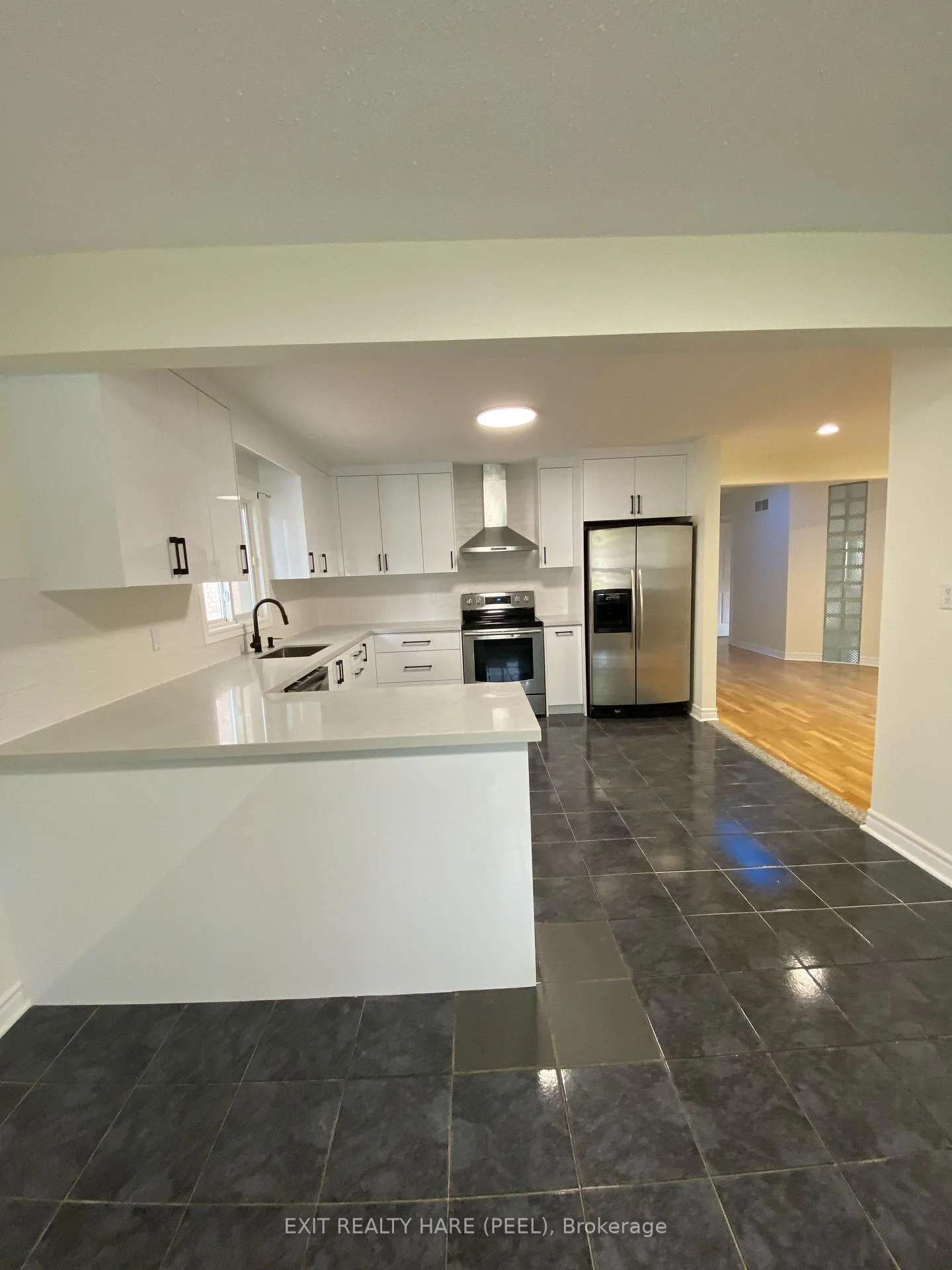 Photo 24 of 7698 Kipling Avenue, Vaughan, Vaughan Grove — HOMEH