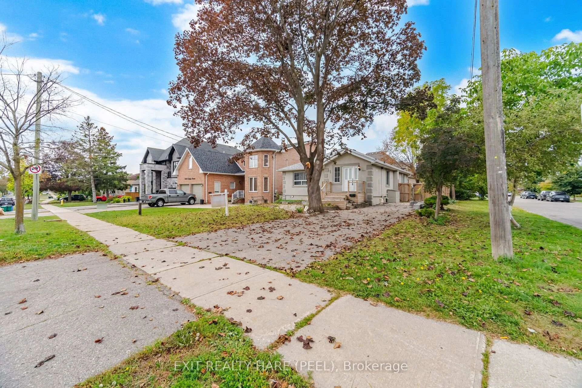 Photo 11 of 7698 Kipling Avenue, Vaughan, Vaughan Grove — HOMEH