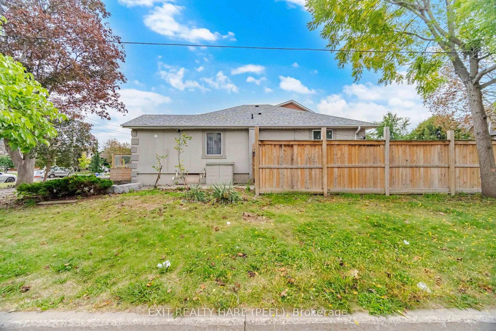 Photo 13 of 7698 Kipling Avenue, Vaughan, Vaughan Grove — HOMEH