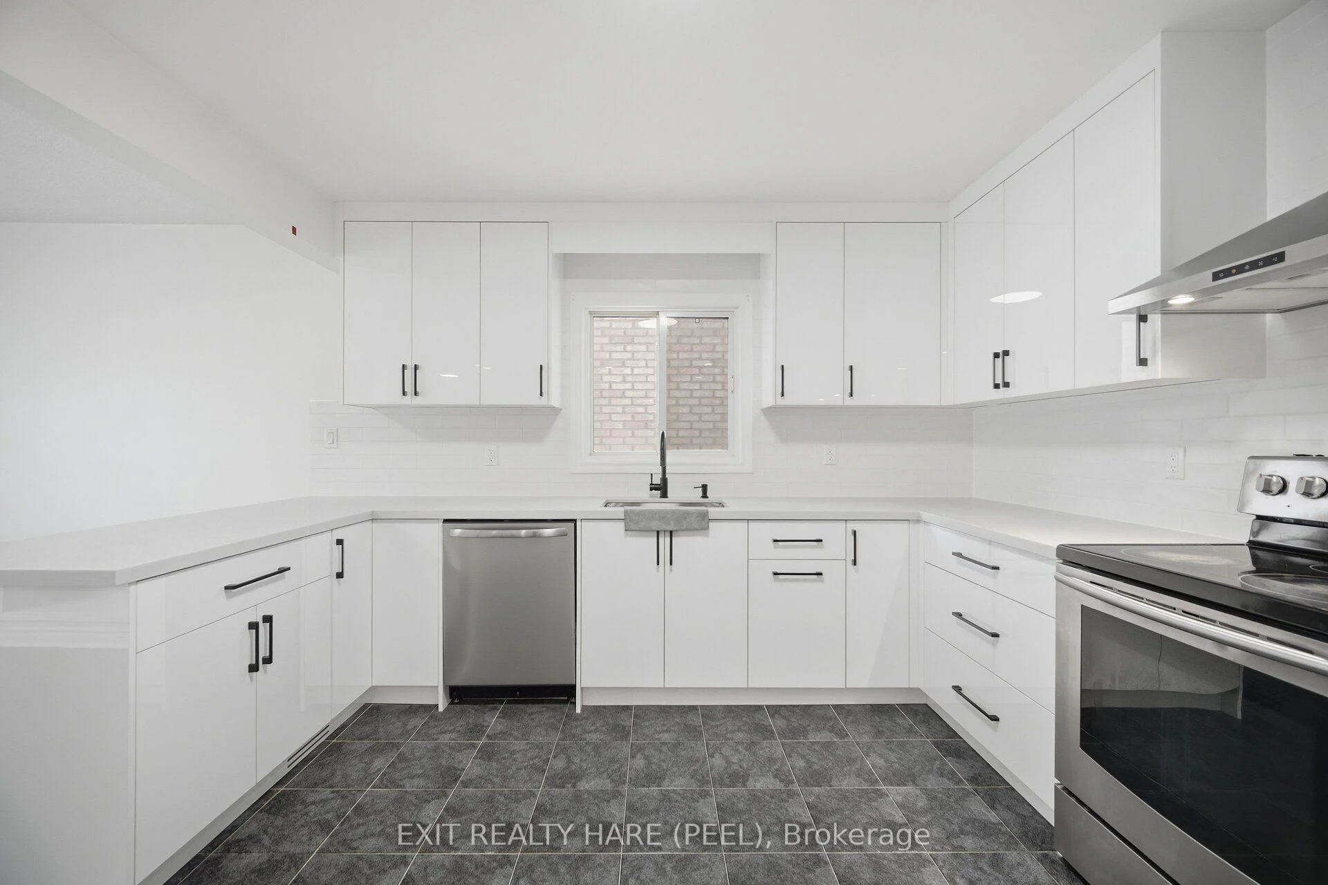 Photo 39 of 7698 Kipling Avenue, Vaughan, Vaughan Grove — HOMEH