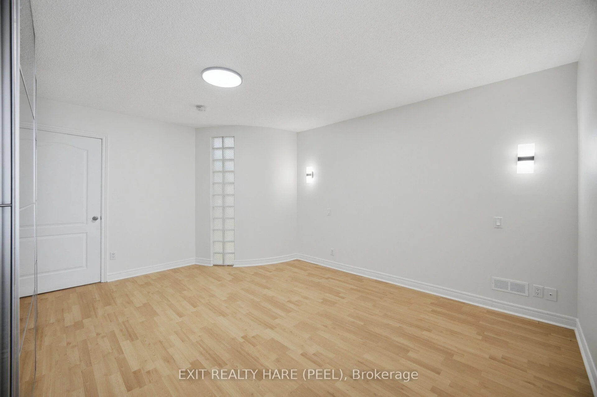 Photo 49 of 7698 Kipling Avenue, Vaughan, Vaughan Grove — HOMEH