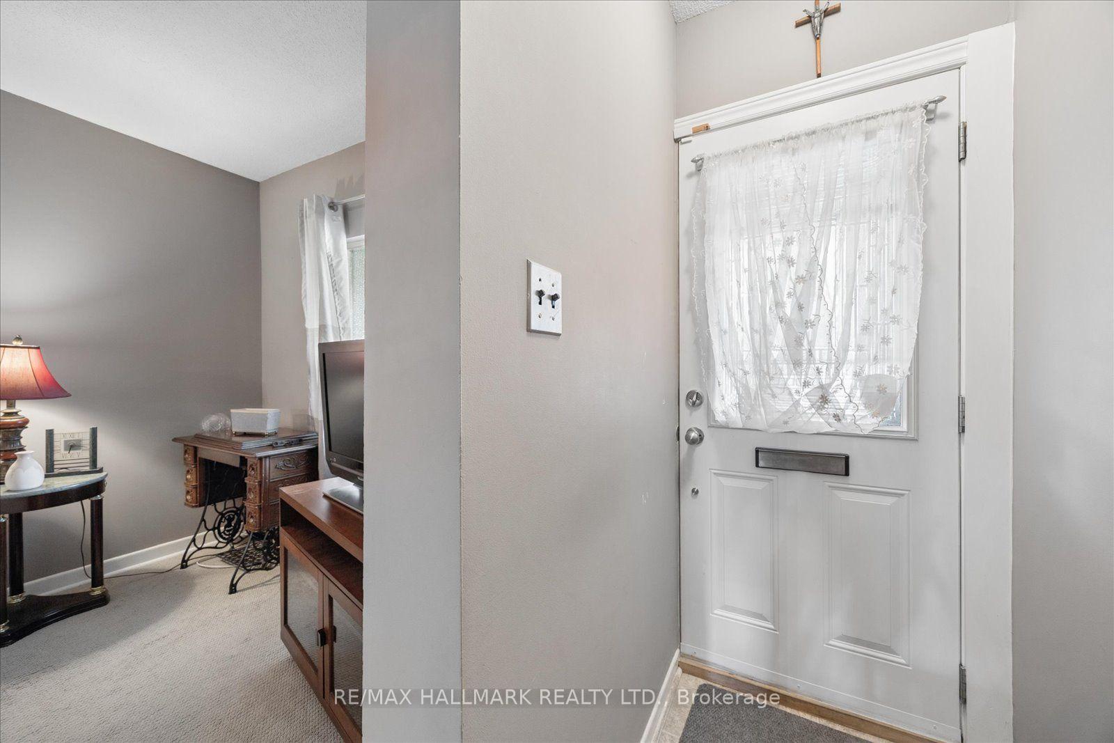 Photo 7 of 69 Alton Avenue, Toronto, South Riverdale — HOMEH