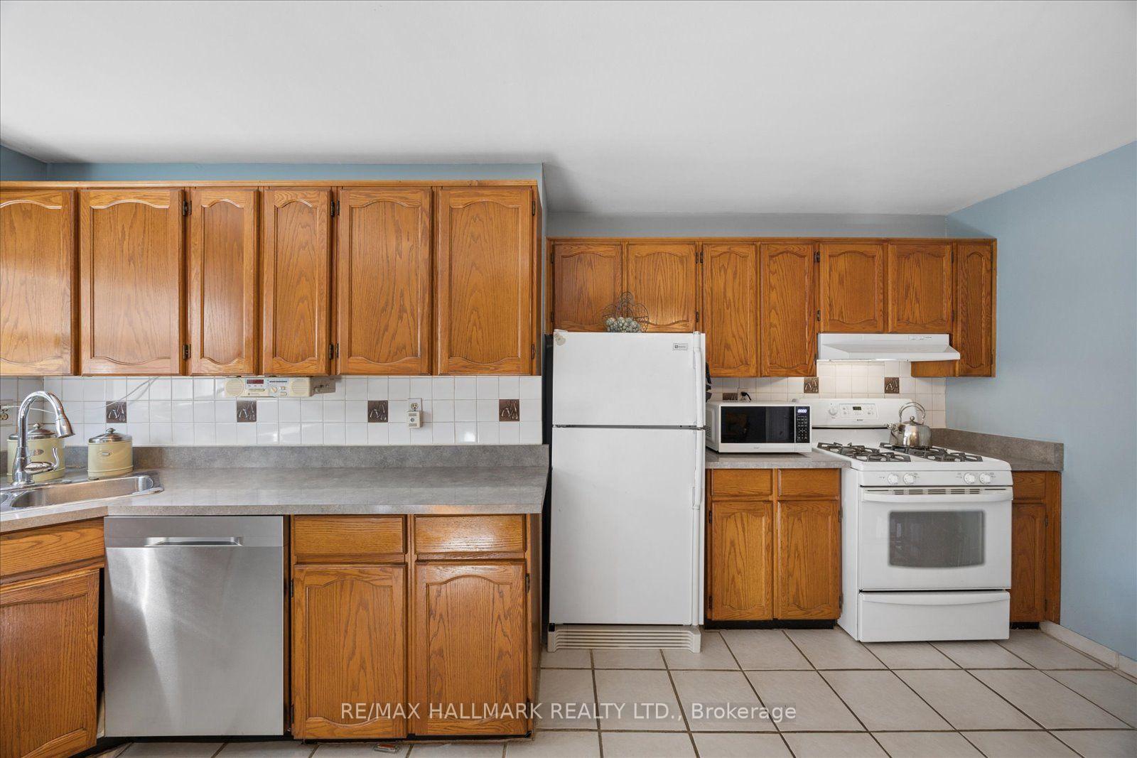 Photo 16 of 69 Alton Avenue, Toronto, South Riverdale — HOMEH