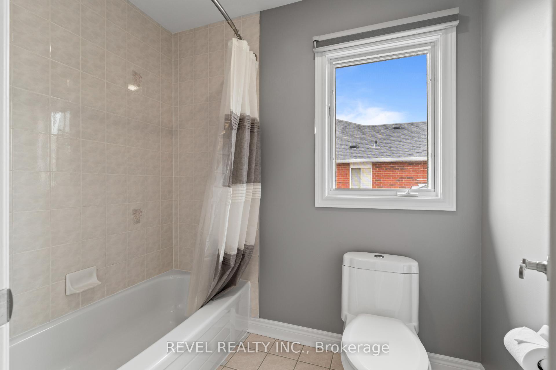 Photo 29 of 6872 Round Leaf Court, Mississauga, Lisgar — HOMEH