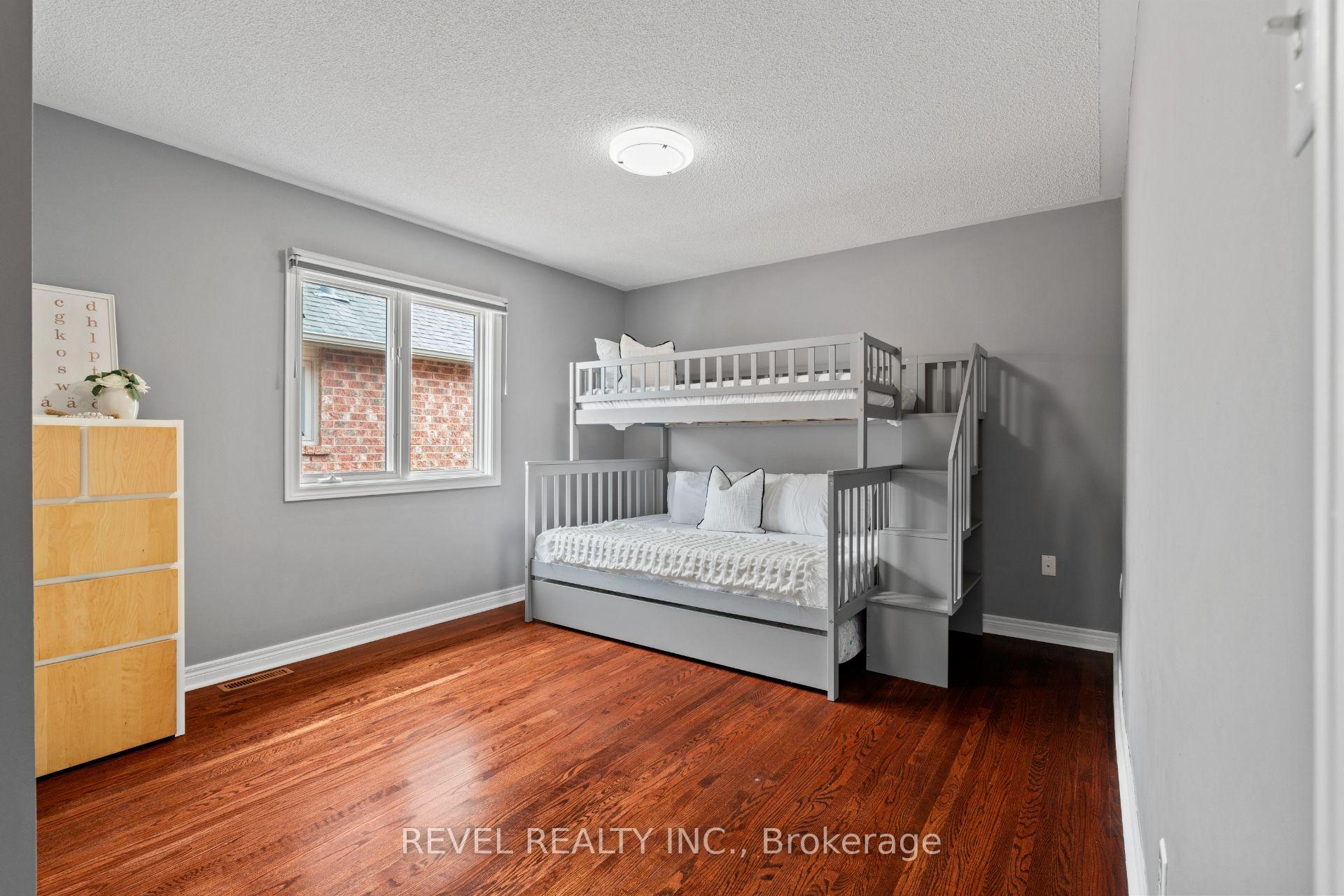 Photo 31 of 6872 Round Leaf Court, Mississauga, Lisgar — HOMEH