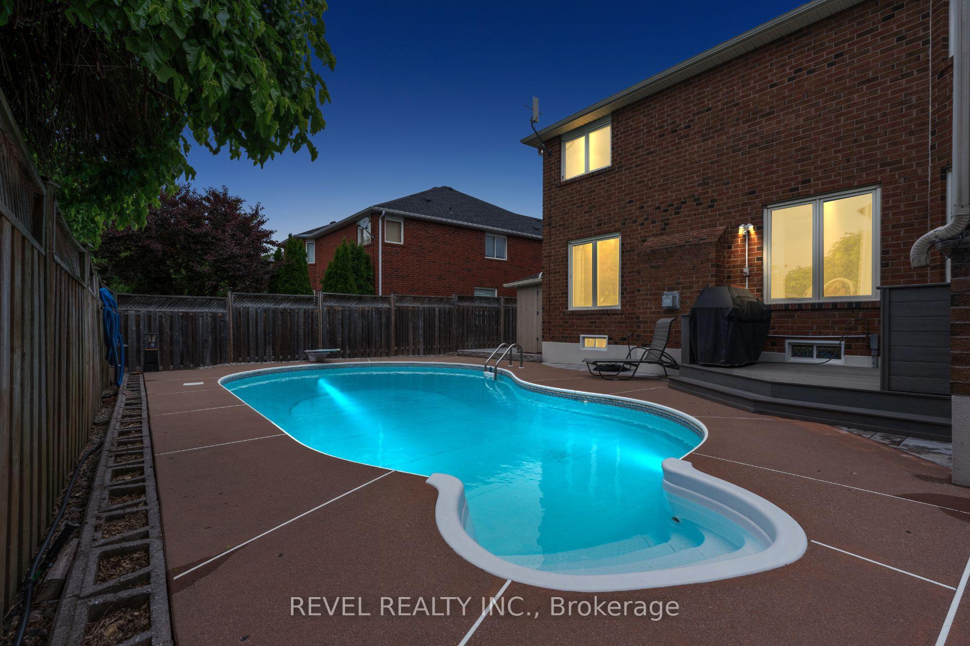 Photo 39 of 6872 Round Leaf Court, Mississauga, Lisgar — HOMEH