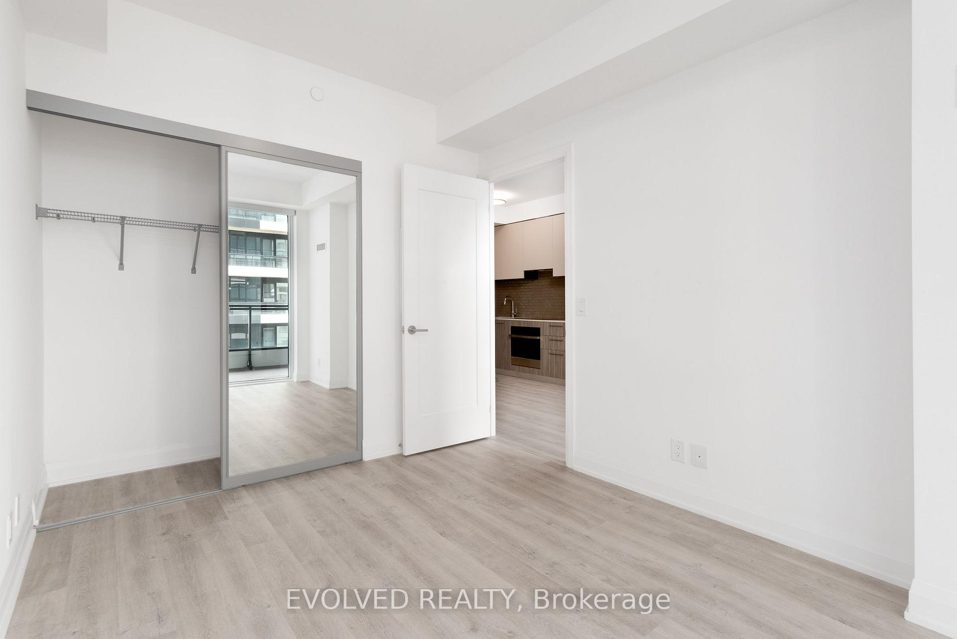 Photo 17 of Unit 2810, 65 Broadway Avenue, Toronto, Mount Pleasant West — HOMEH