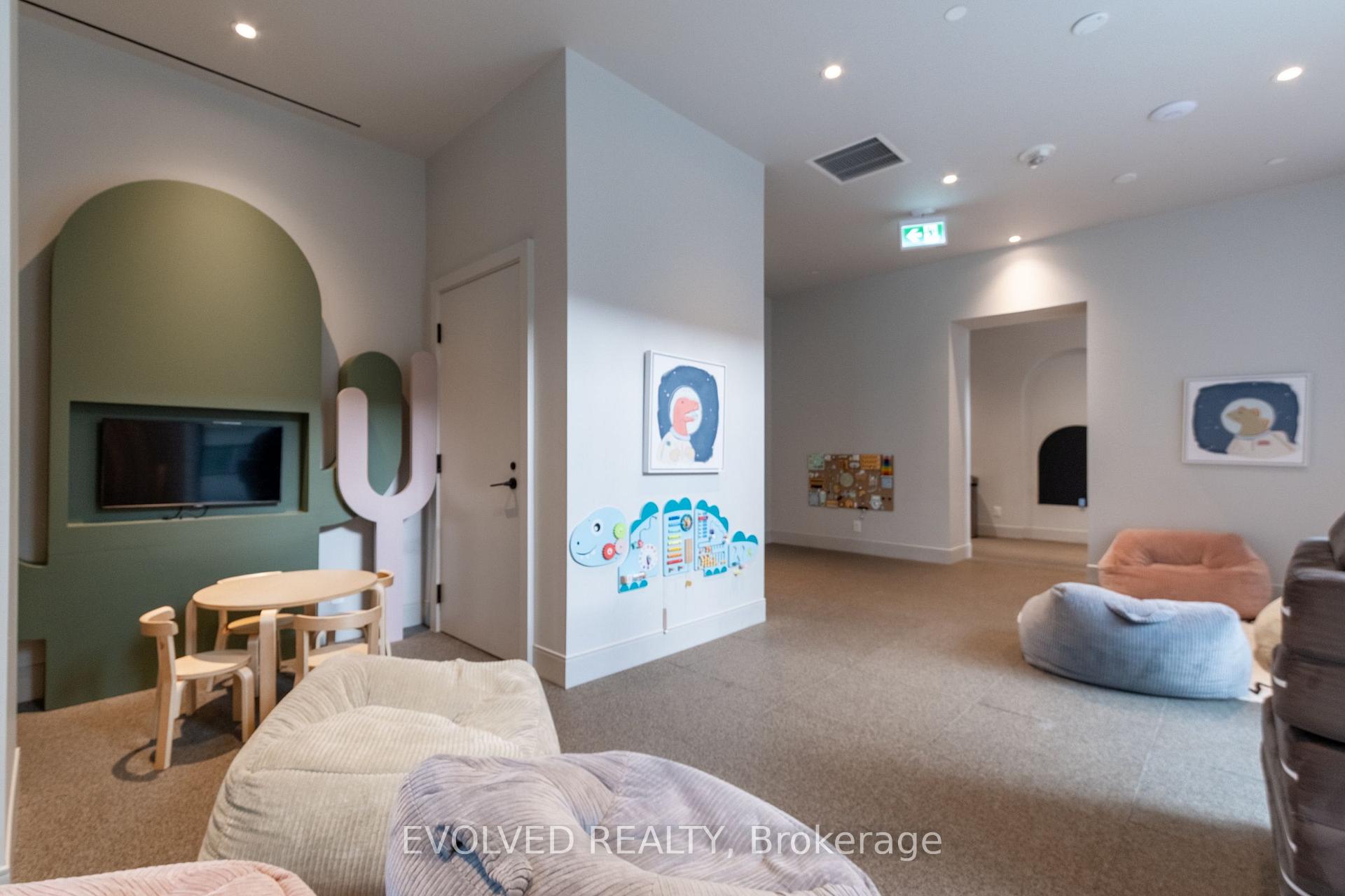 Photo 33 of Unit 2810, 65 Broadway Avenue, Toronto, Mount Pleasant West — HOMEH
