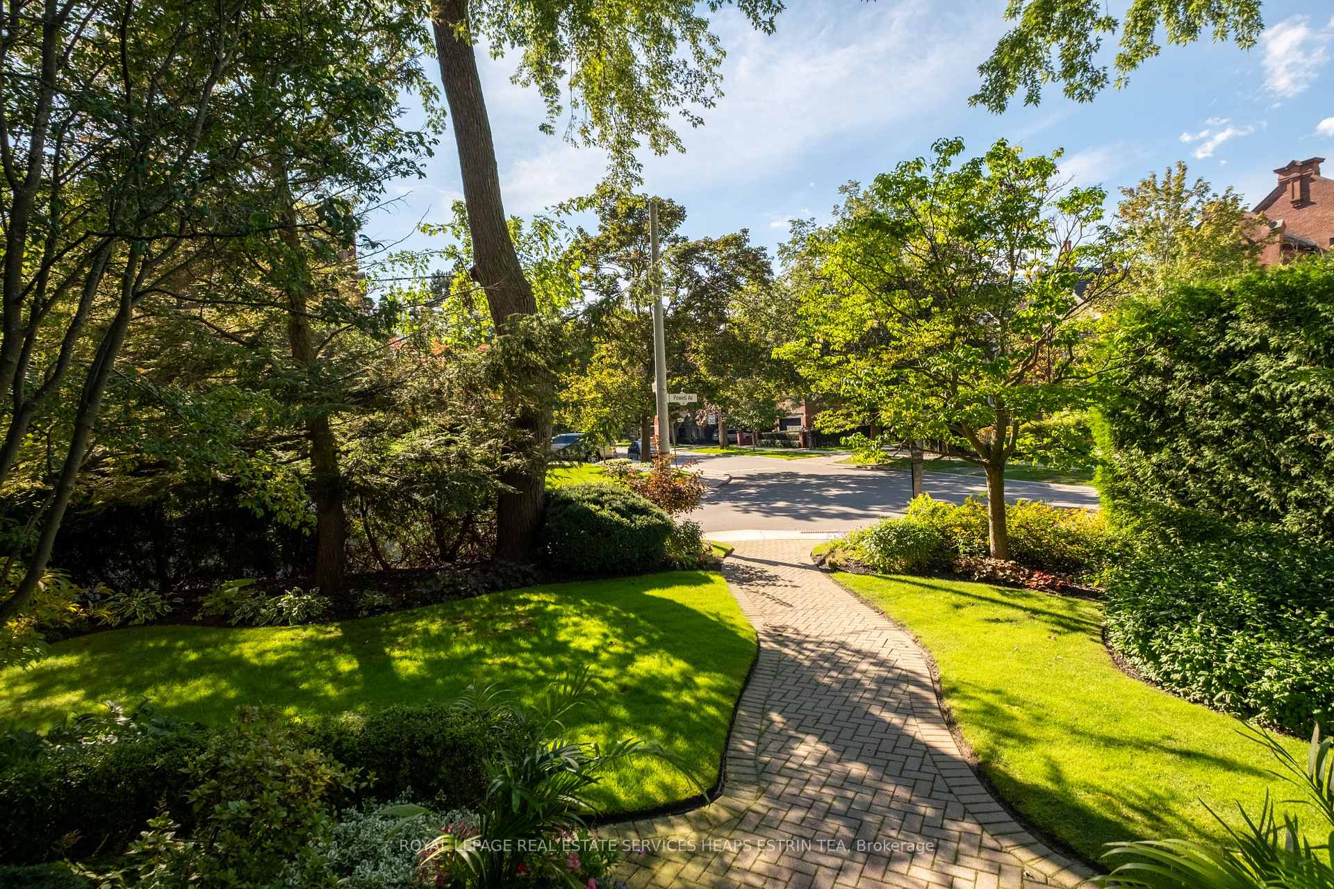 Photo 6 of 43 Maple Avenue, Toronto, Rosedale-Moore Park — HOMEH