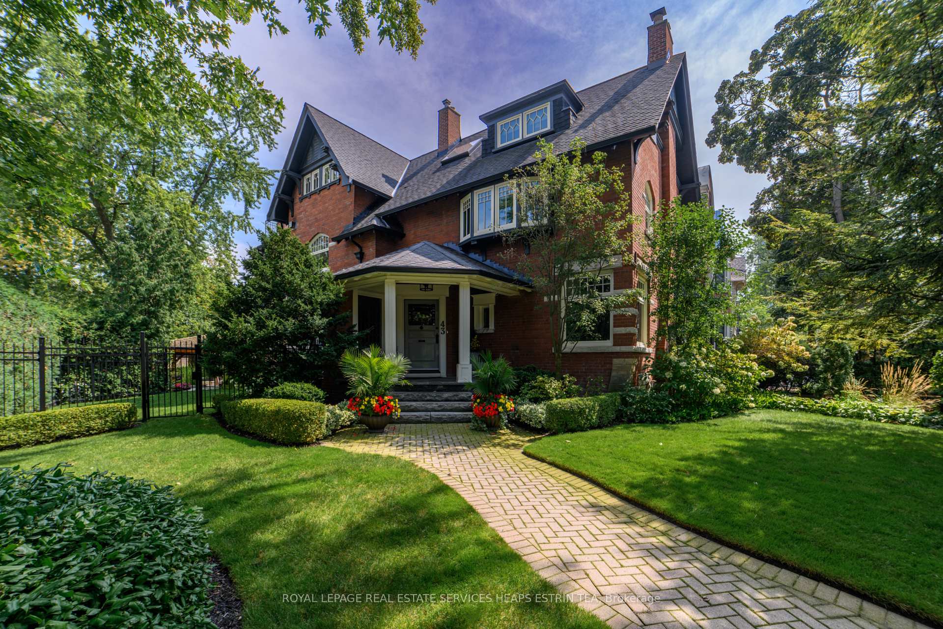 Photo 3 of 43 Maple Avenue, Toronto, Rosedale-Moore Park — HOMEH