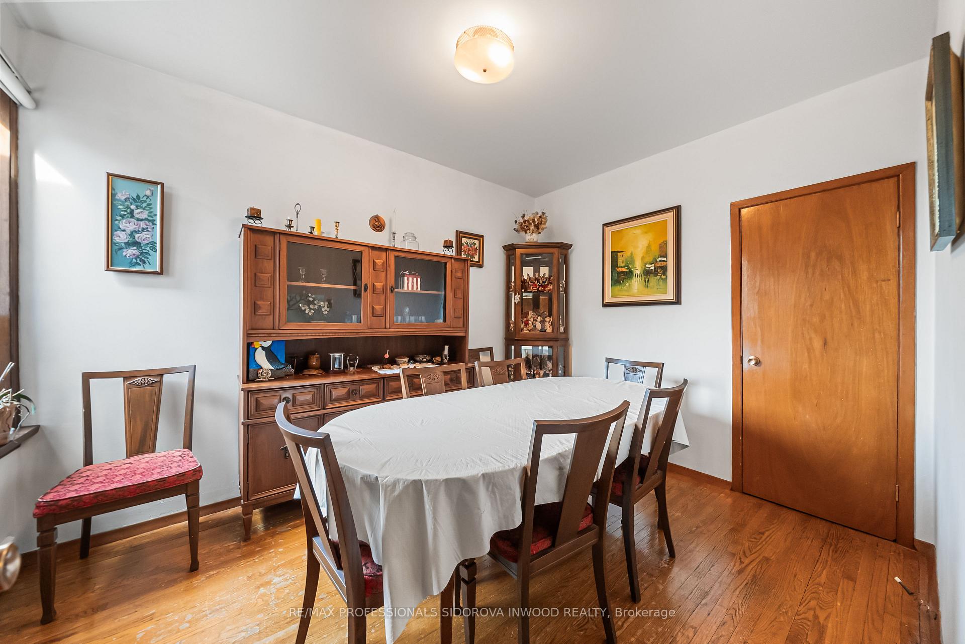 Photo 19 of 44 Golden Avenue, Toronto, Roncesvalles — HOMEH