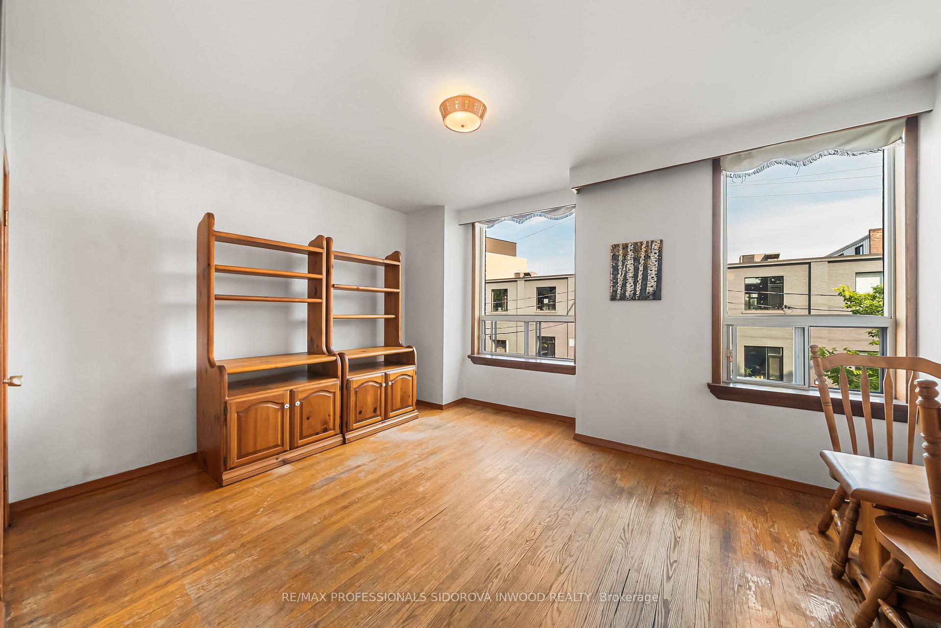 Photo 21 of 44 Golden Avenue, Toronto, Roncesvalles — HOMEH