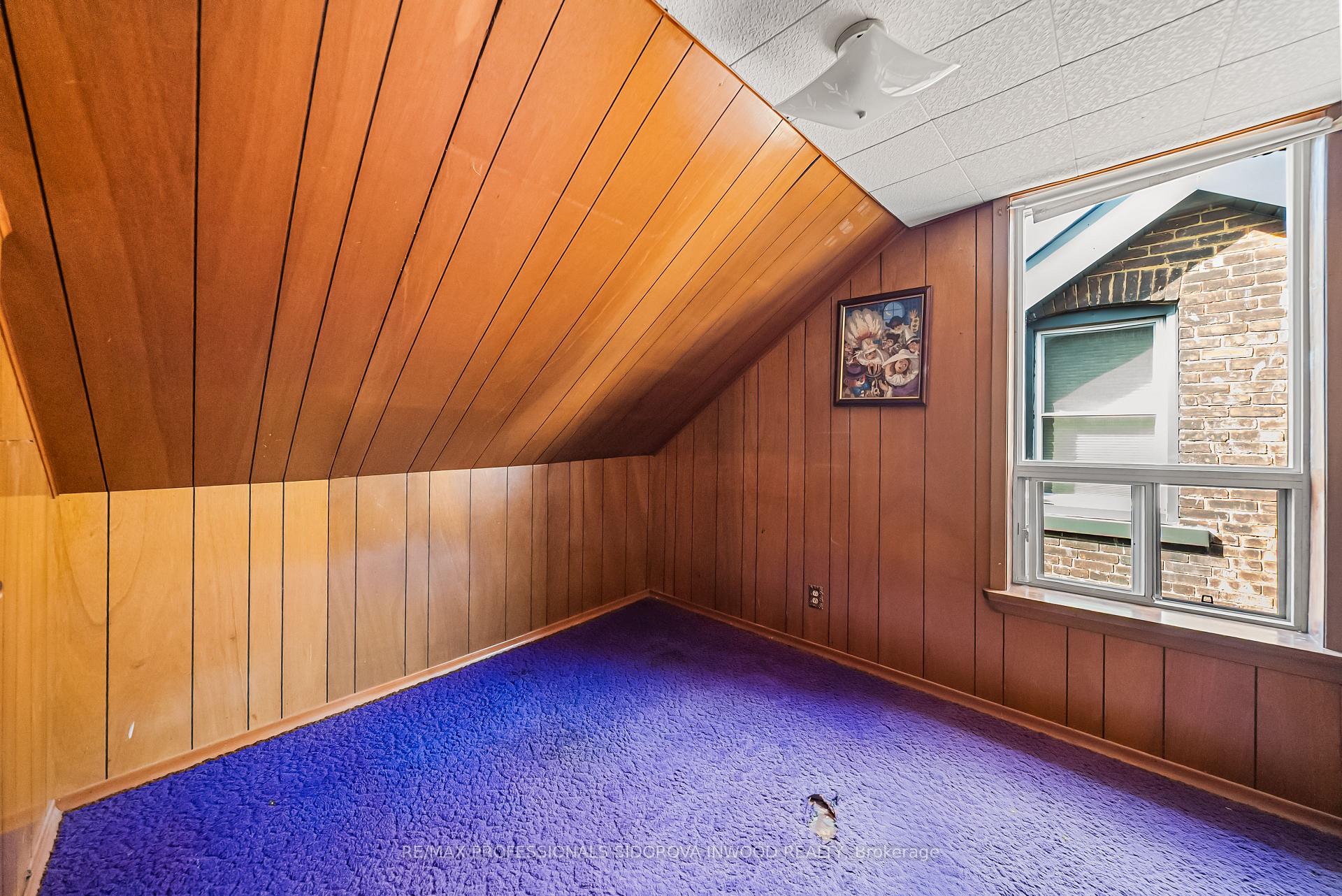 Photo 24 of 44 Golden Avenue, Toronto, Roncesvalles — HOMEH